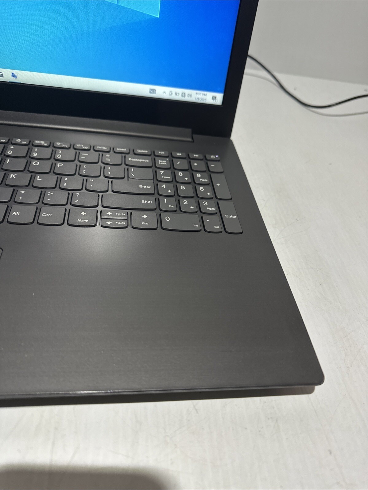 Lenovo 80XR 15″ Laptop Intel Pentium N4200 4gb Ram 1 TB HDD Windows 10 Home