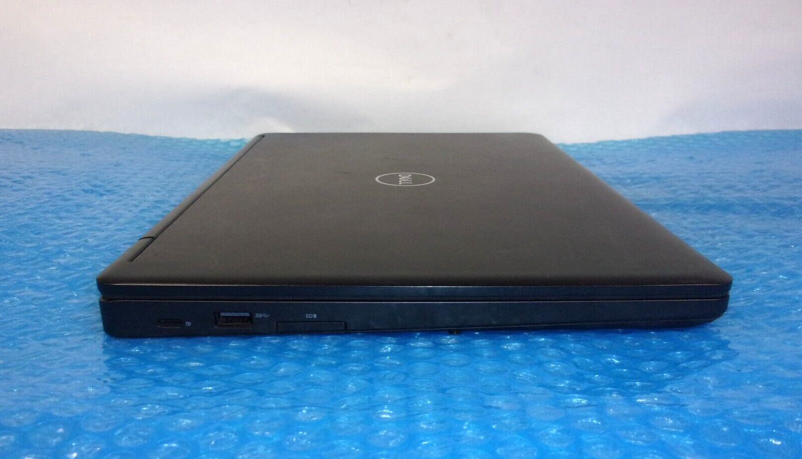 Dell Latitude 5490 14″ Intel Core i5 7th Gen 8GB RAM 256GB SSD Win 11 Pro