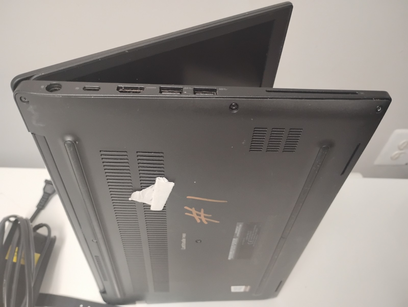 Dell Latitude 7490 14” (512GB SSD Intel Core i5-8350U 3.6GHz 8GB RAM) Laptop –