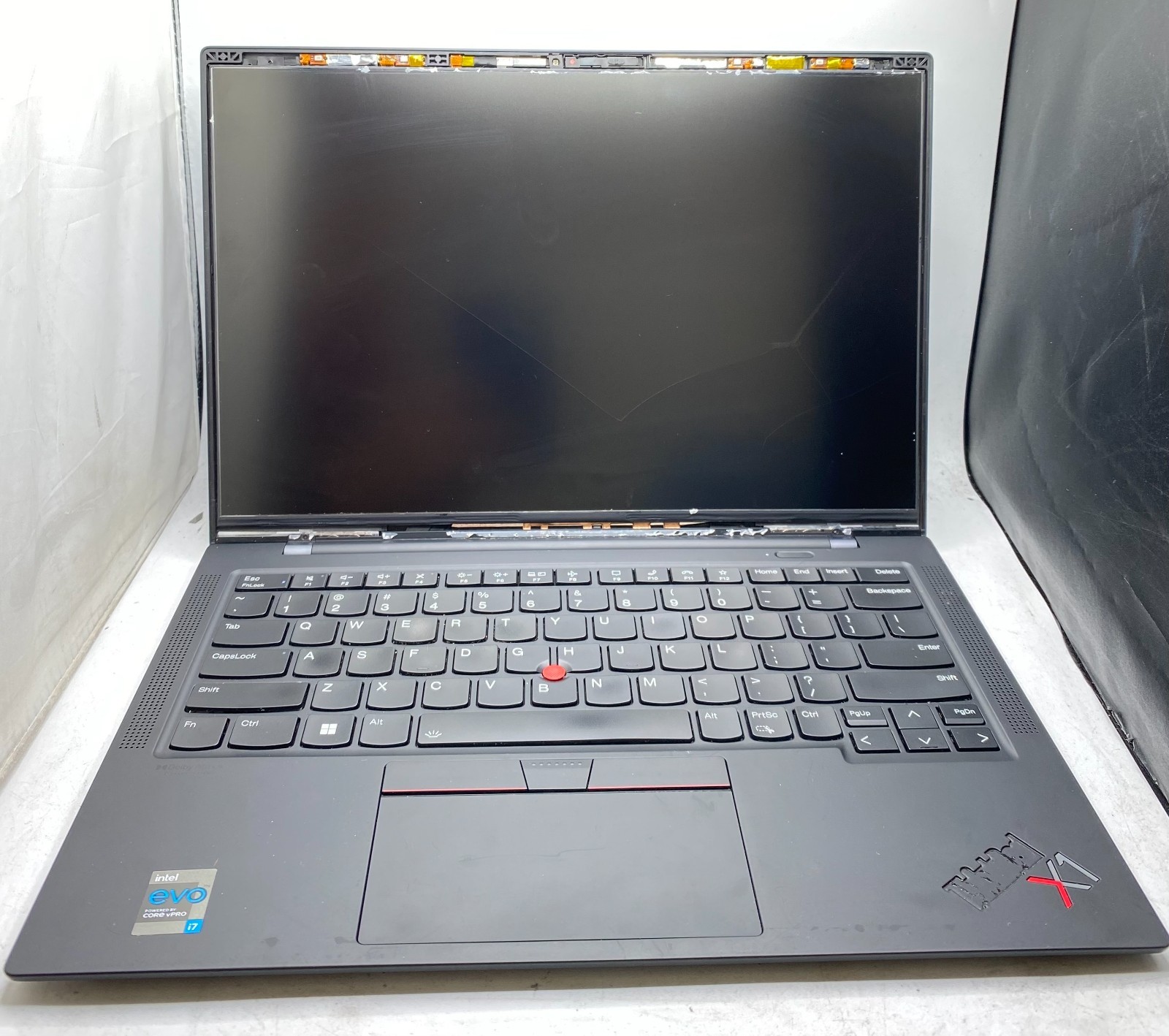 FOR PARTS Lenovo X1 Carbon G 9th 14″ Intel Core i7-1185G7 16GB RAM 512GB SSD