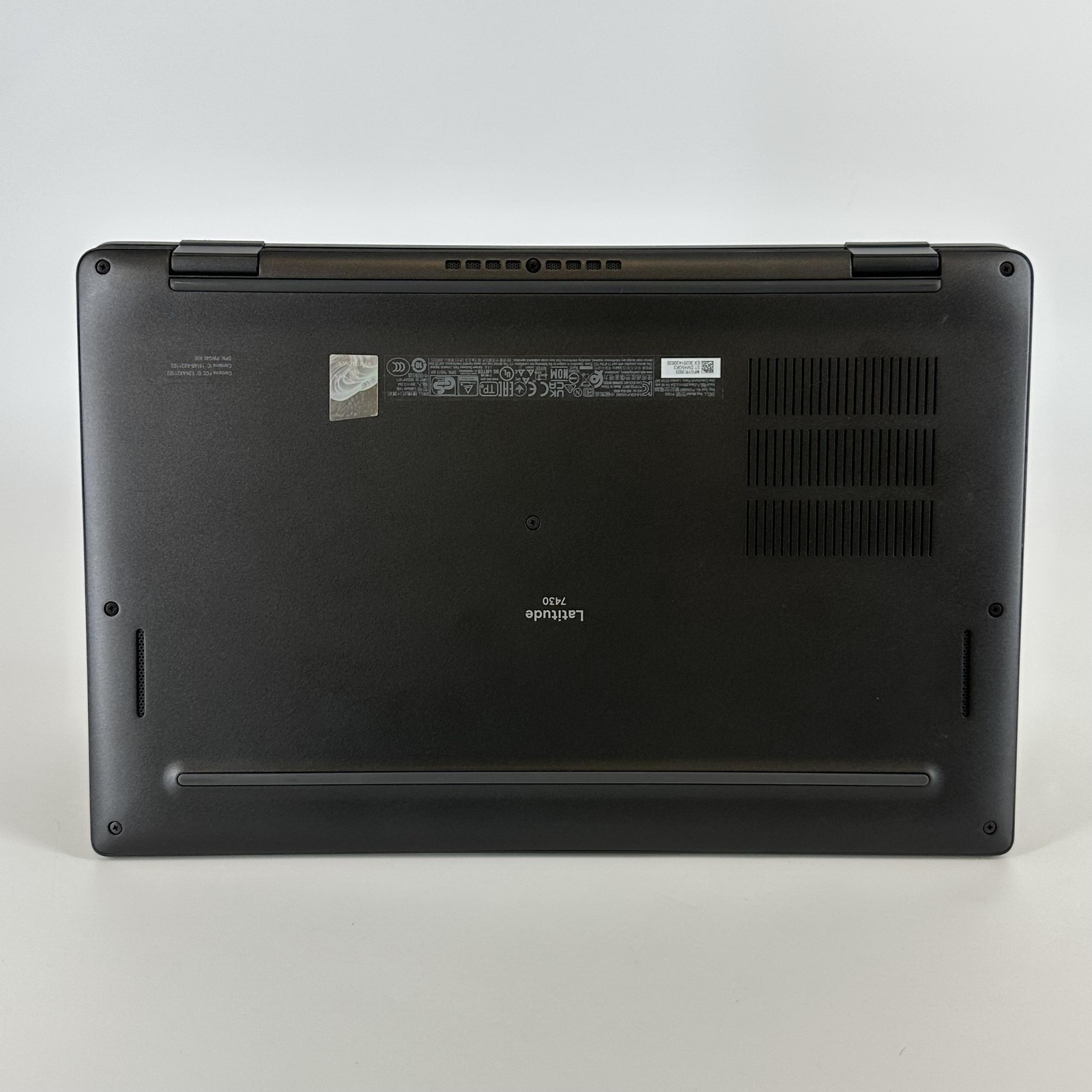 Dell Latitude 7430 14 Black FHD 1.8 GHz i7-1265U 16GB 256GB SSD Very Good