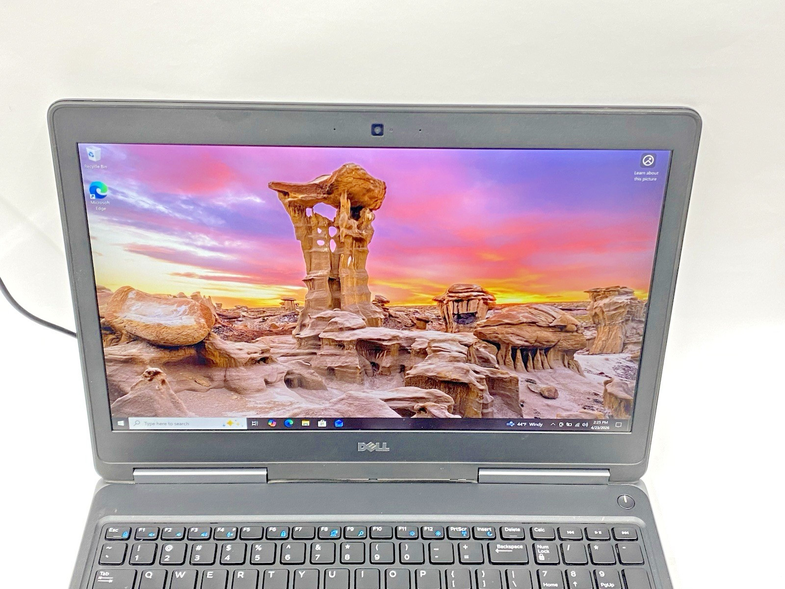 Dell Precision 7520 – 15.5″ FHD – E3-1545M – 16GB – 512GB SSD – Win 10 Pro
