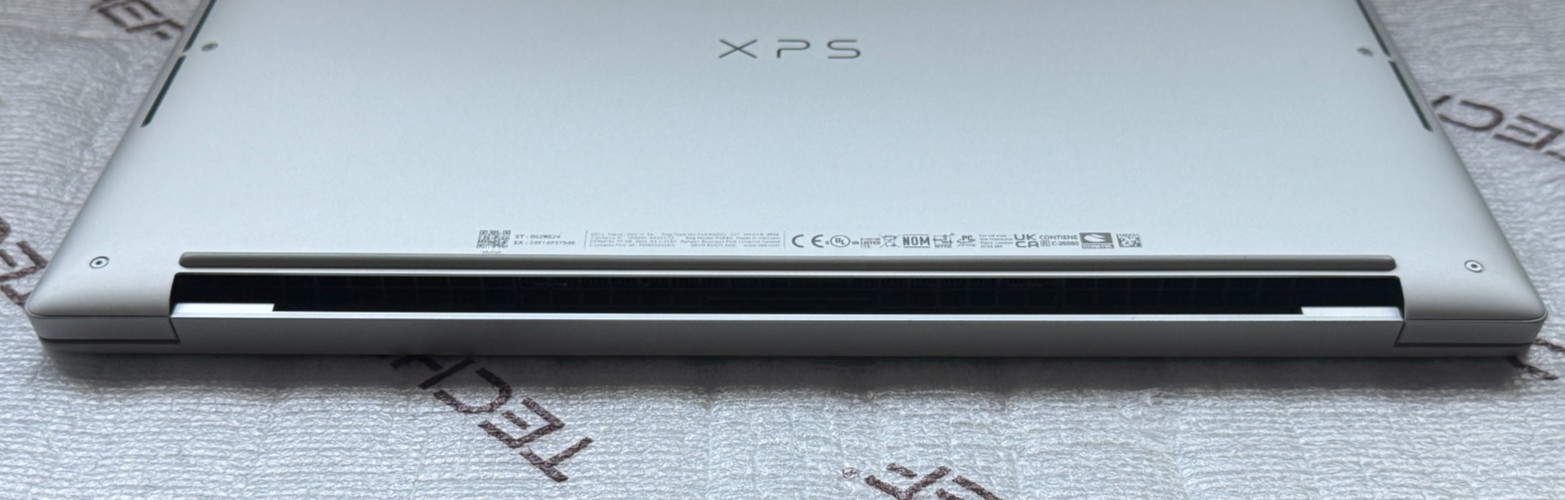 Dell XPS 14 9440 14.5″ 3.2K OLED Touch Laptop Ultra 7 155H 32GB RAM 1TB SSD