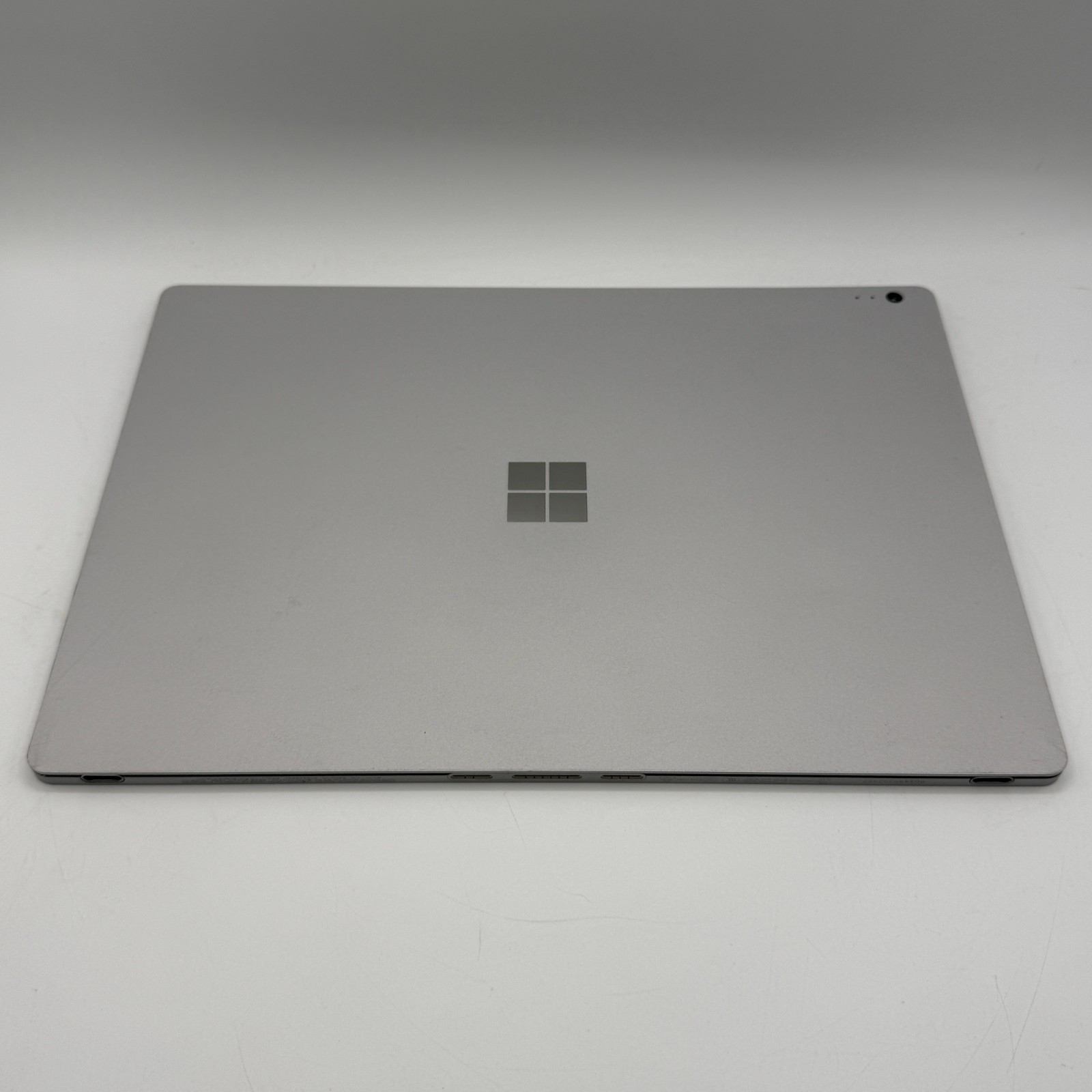 Microsoft Surface Book 2 1832 13.5″ i5-8350U 1.7GHz 8GB RAM 256GB SSD NOkeyboard