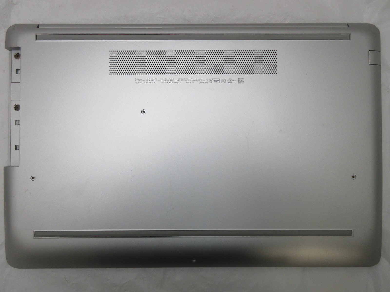 HP Pavilion 17-BY3051CL 17.3″ : i5-1035G1 1.0GHz : 8GB RAM : 256GB SSD : Grade C
