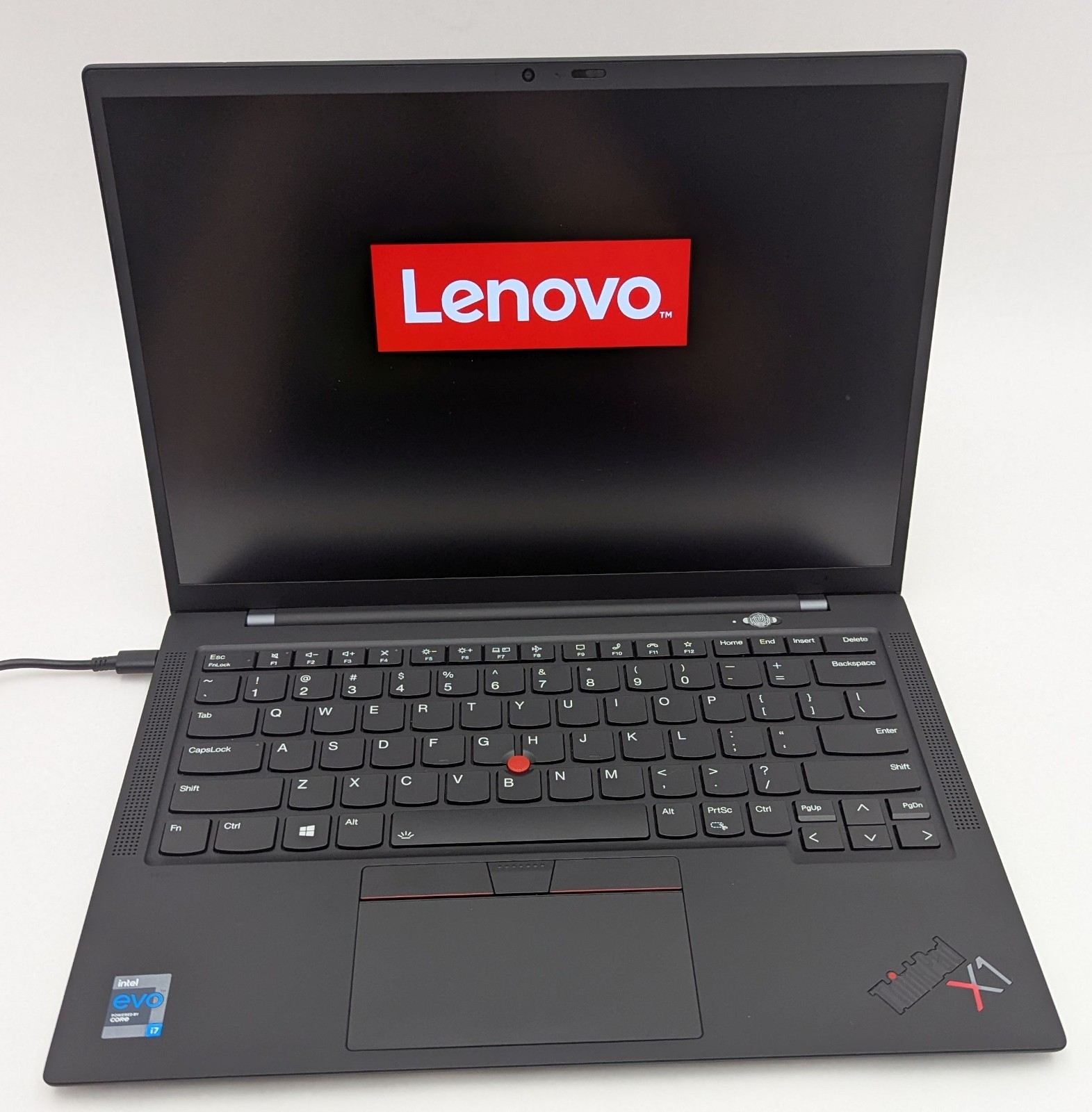 Lenovo ThinkPad X1 Carbon 9th Gen 14″ Laptop i7-1165G7 16GB RAM 512GB NVMe Win11