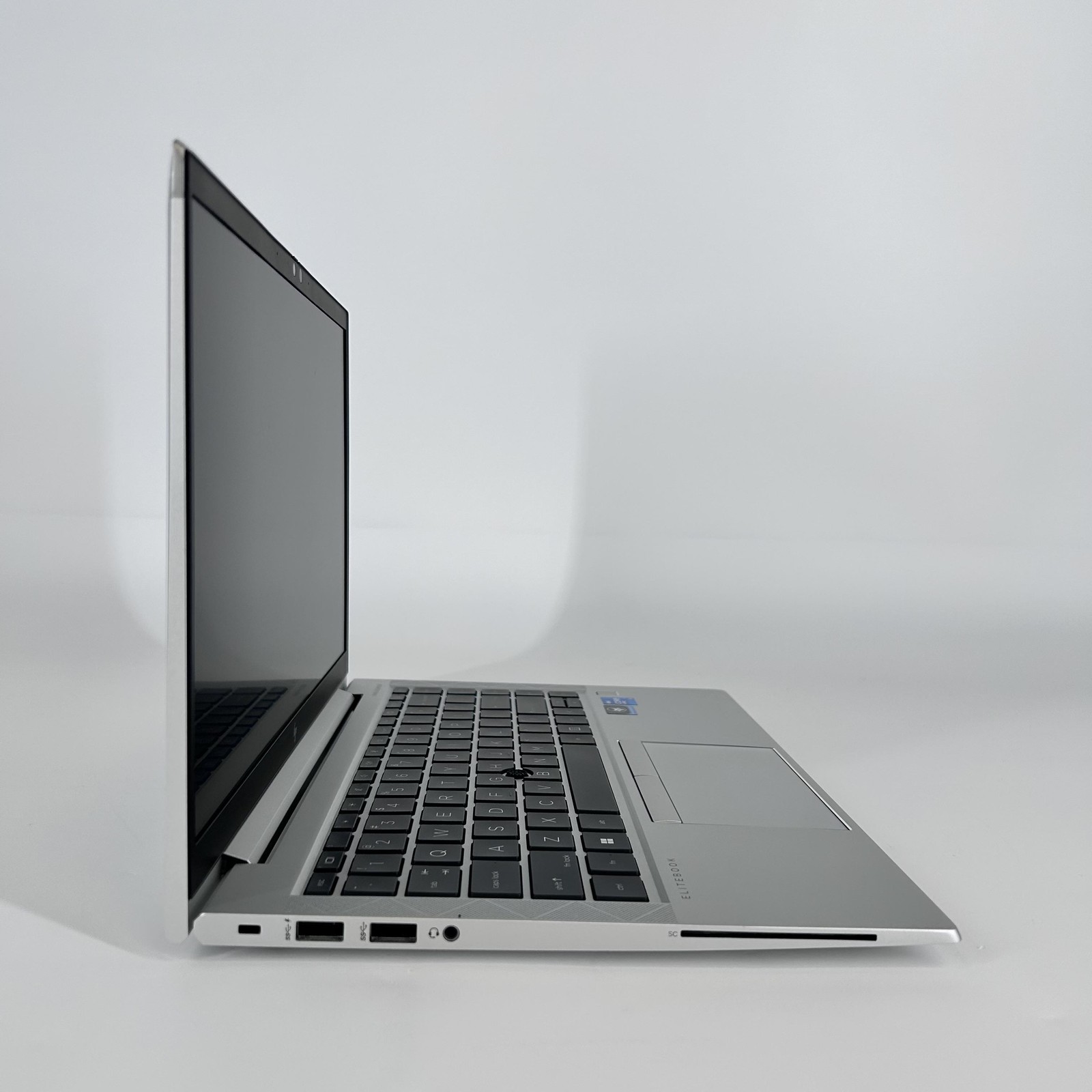 HP Elitebook 840 G8 14 Silver FHD i5-1145G7 2.60GHz 16GB 512GB SSD BEZEL SPLIT