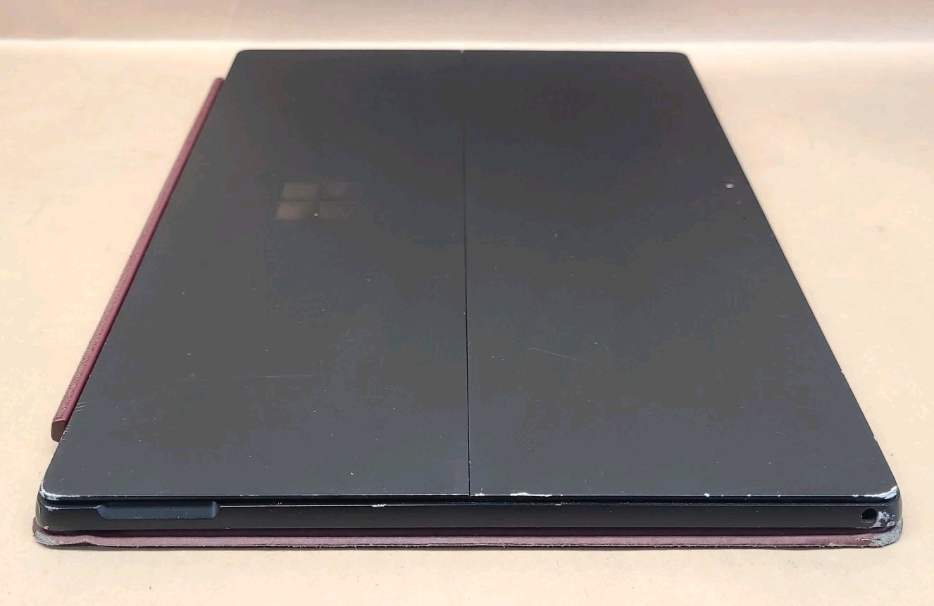 Microsoft Surface Pro 6 Intel Core i5-8250U @ 1.6GHz 8GB RAM 256GB SSD W10 *READ