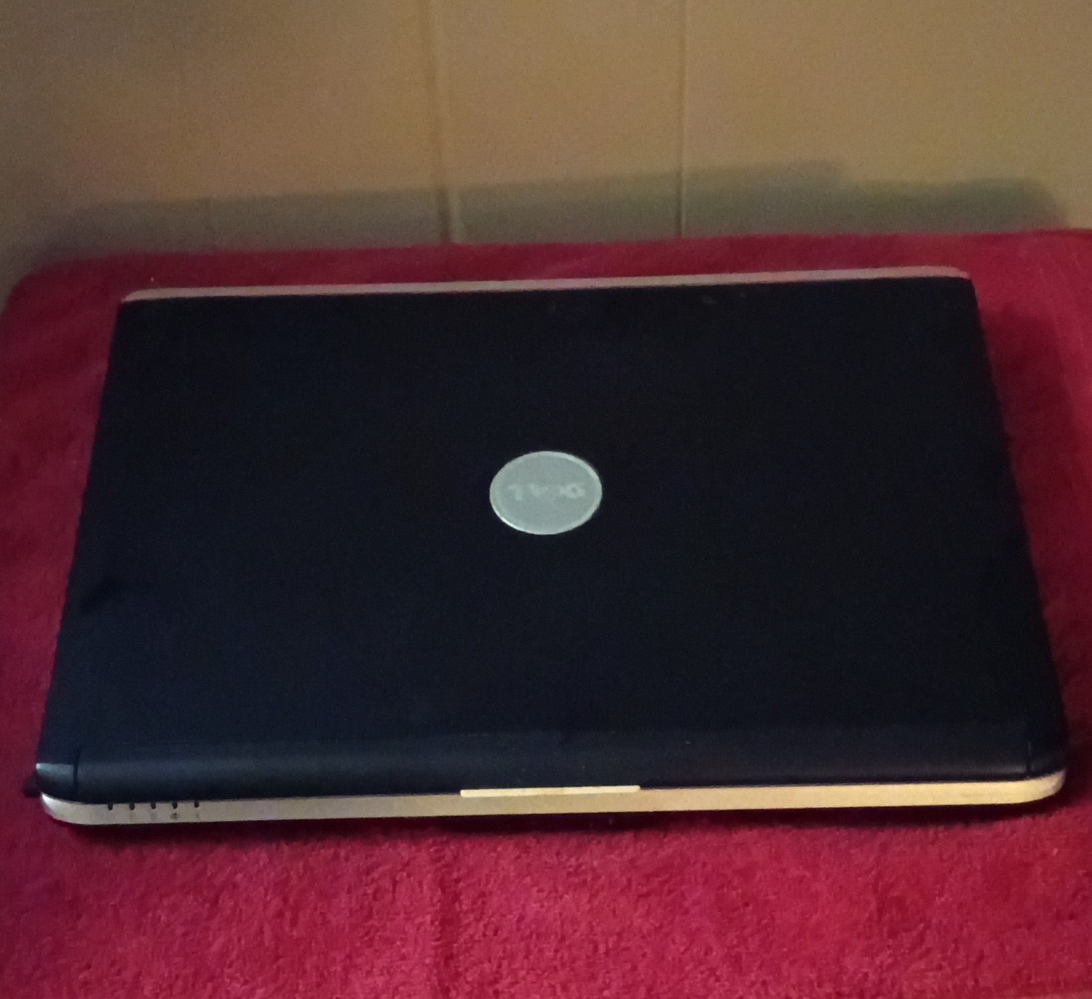 Dell Inspiron 15.4in Laptop Pentium 1.60GHz 1GB RAM 40GB HDD Windows XP