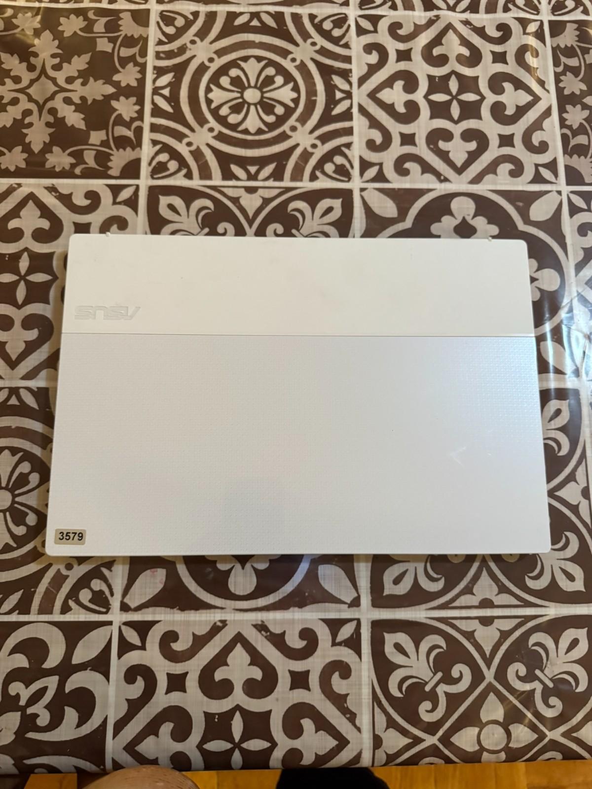 ASUS ImagineBook 14″ MJ401TA m3-8100Y 4GB 256GB SSD Win11 White