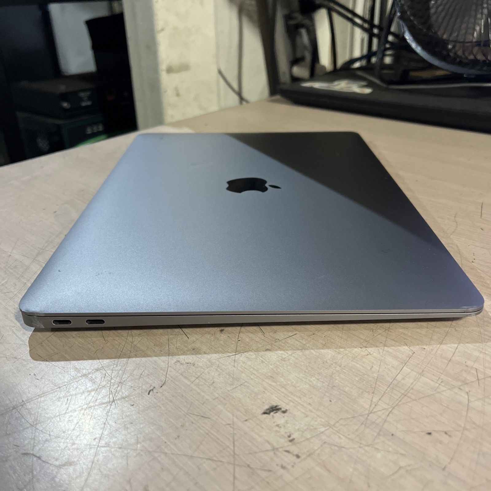APPLE MACBOOK AIR 13″ SCISSOR, 2020 CORE I3-1000NG4 1.1GHZ 8GB RAM 256SSD ‘