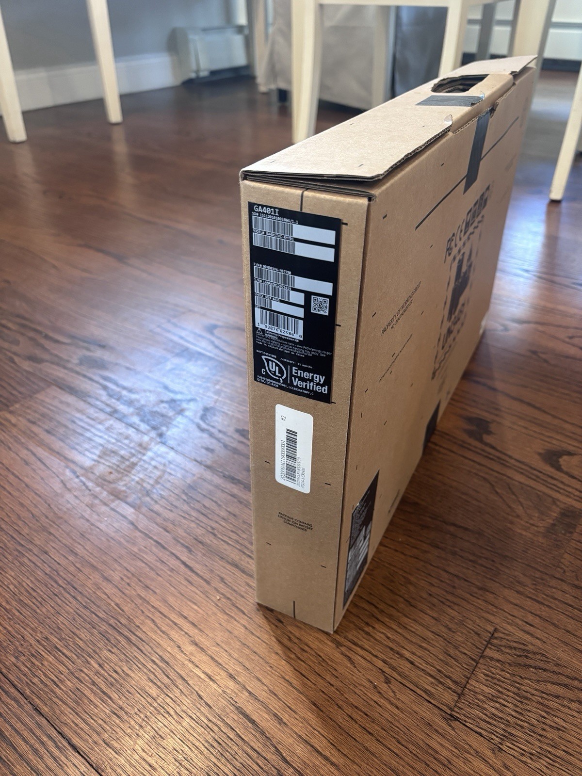 ROG Zephyrus G14-ACRNM (RMT01) features an NVIDIA GeForce RTX 2060