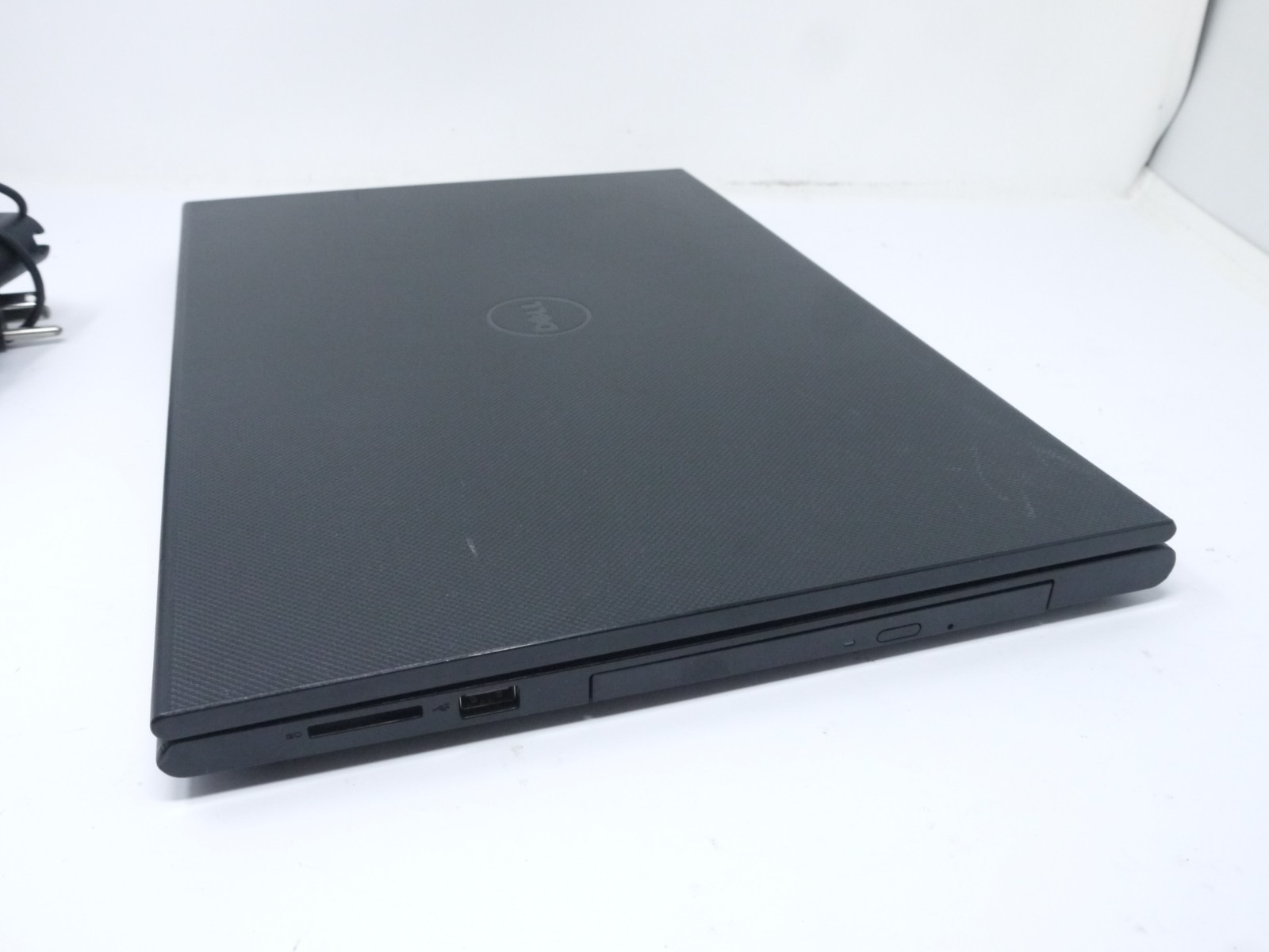 Dell Inspiron 3541 15.6″ Laptop – AMD A6-6310 / 4GB / 320GB HDD – New Battery