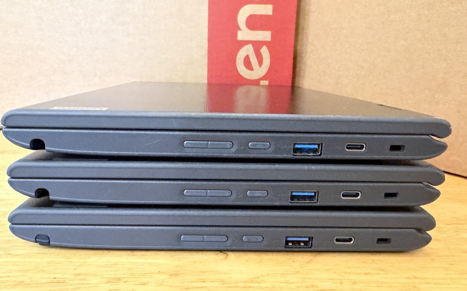 Lenovo 500e 2nd Gen 11.6″ 2-in-1 Chromebook Celeron N4120 8GB RAM 64GB eMMC