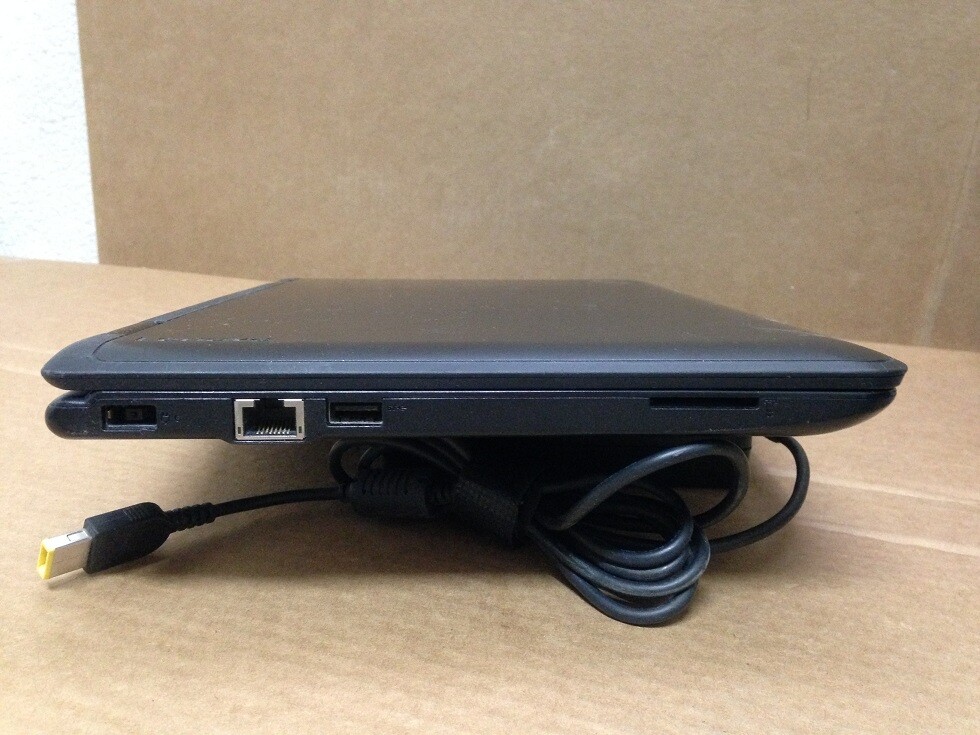 Lenovo ThinkPad 11e 128GB 4GB RAM Win 10 PRO