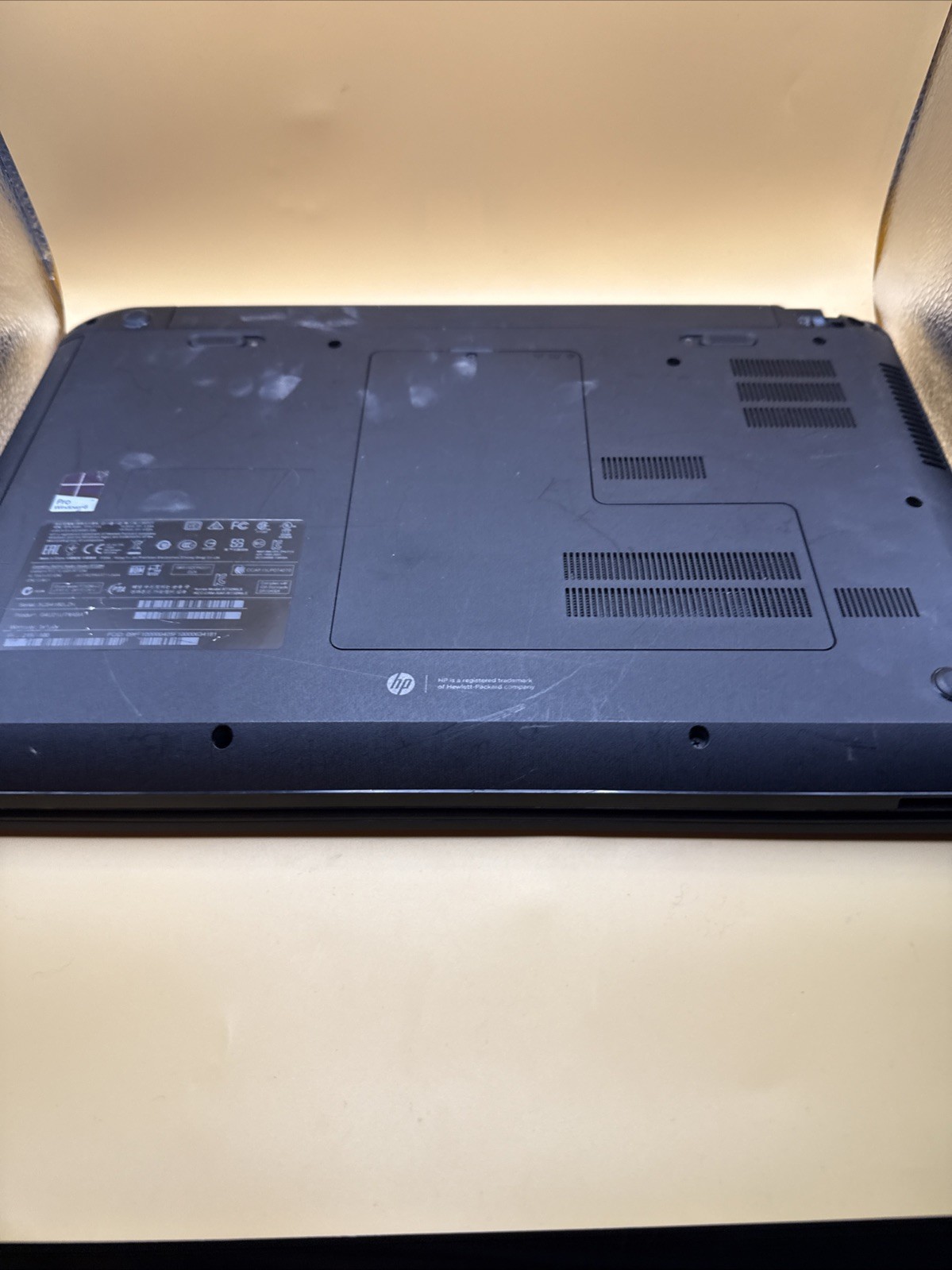 HP Envy 17-3290NR 17.3″ i7-3720QM, 8GB Ram, Beats Audio, AMD Radeon 7800M,READ