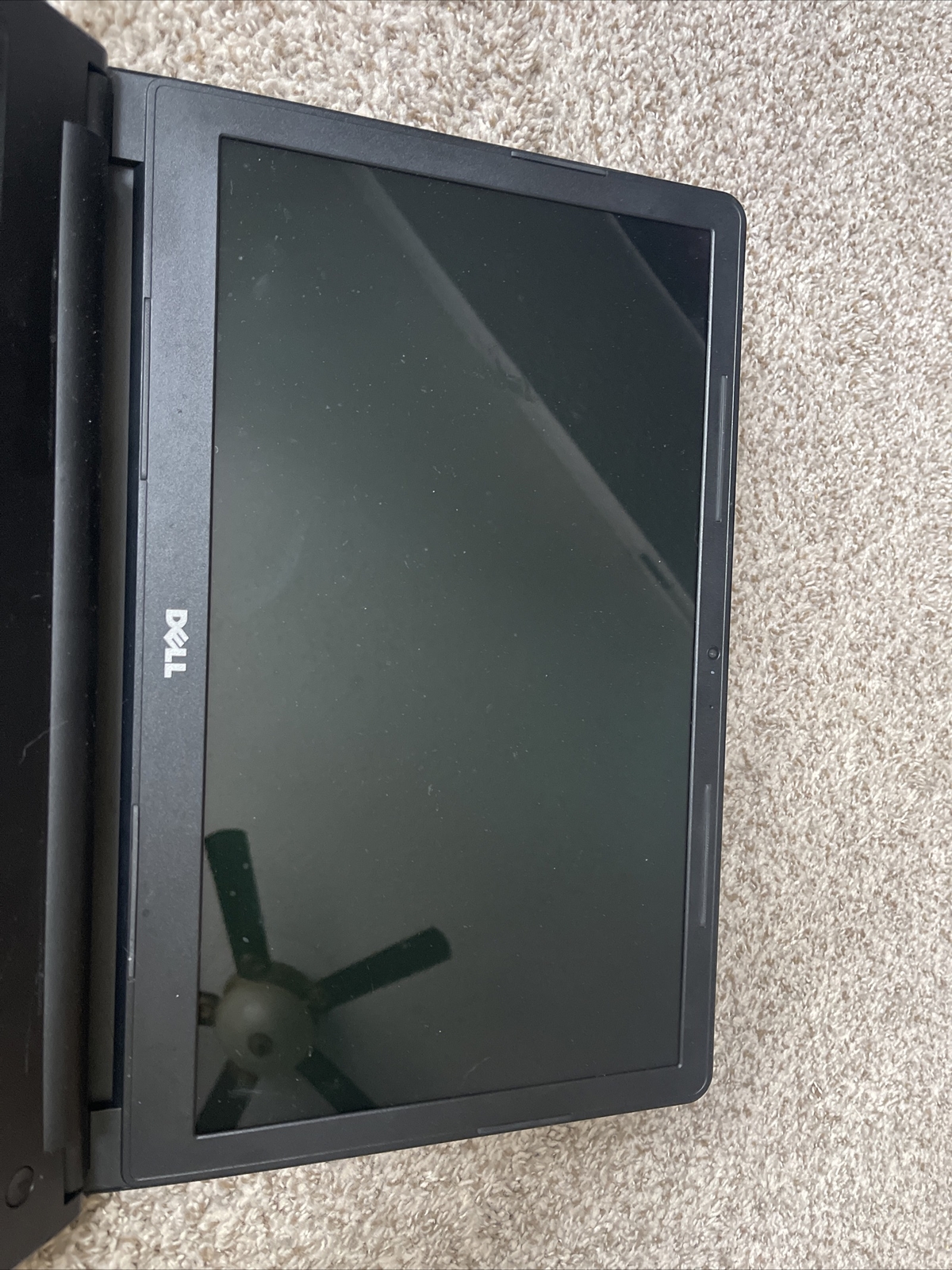 dell inspiron 15 3565 AMD A6-9225 RADEON R4