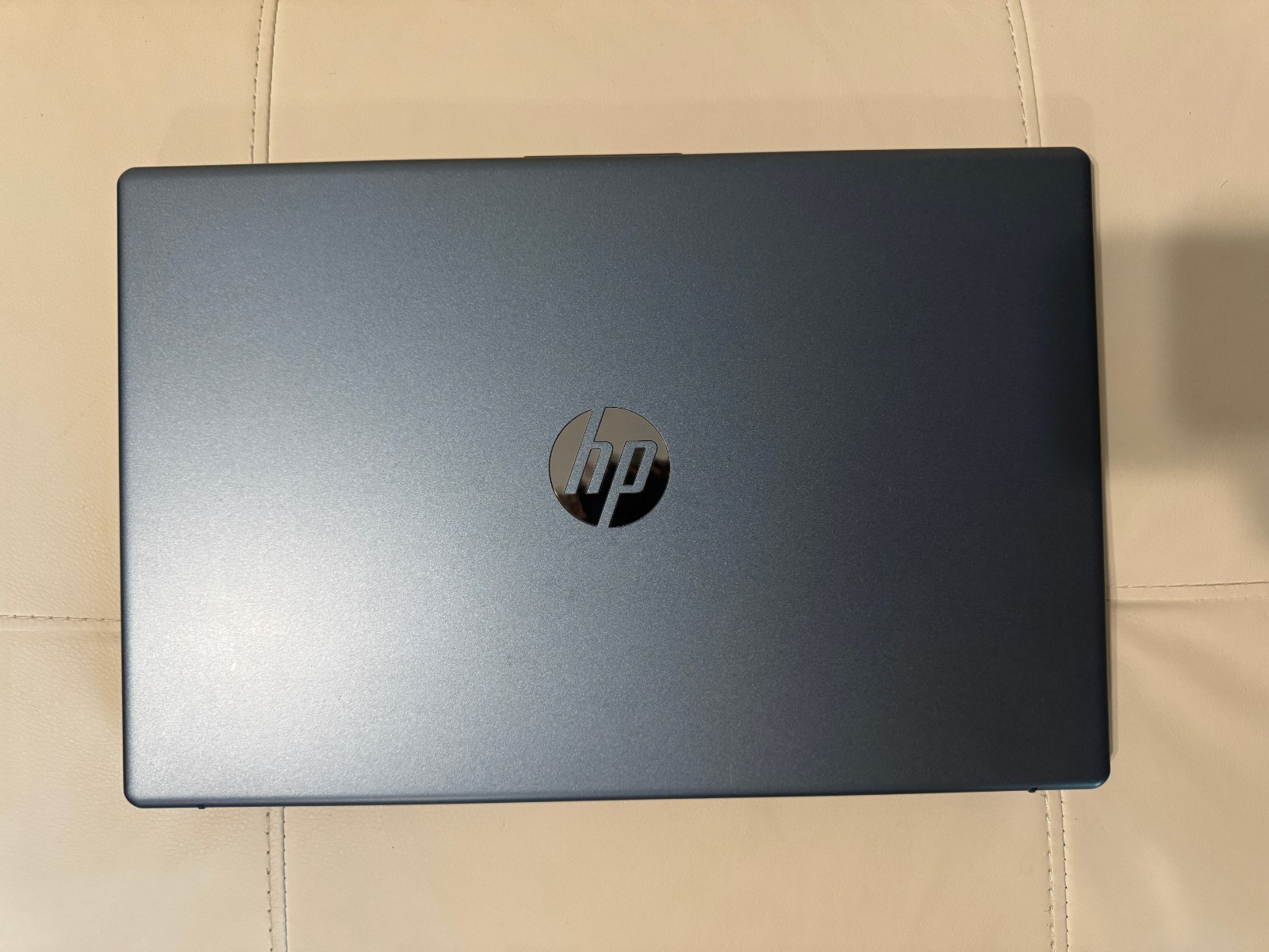 HP Laptop 15.6″ AMD Ryzen5 7520U 8GB Ram 256GB SSD Windows 11 Home