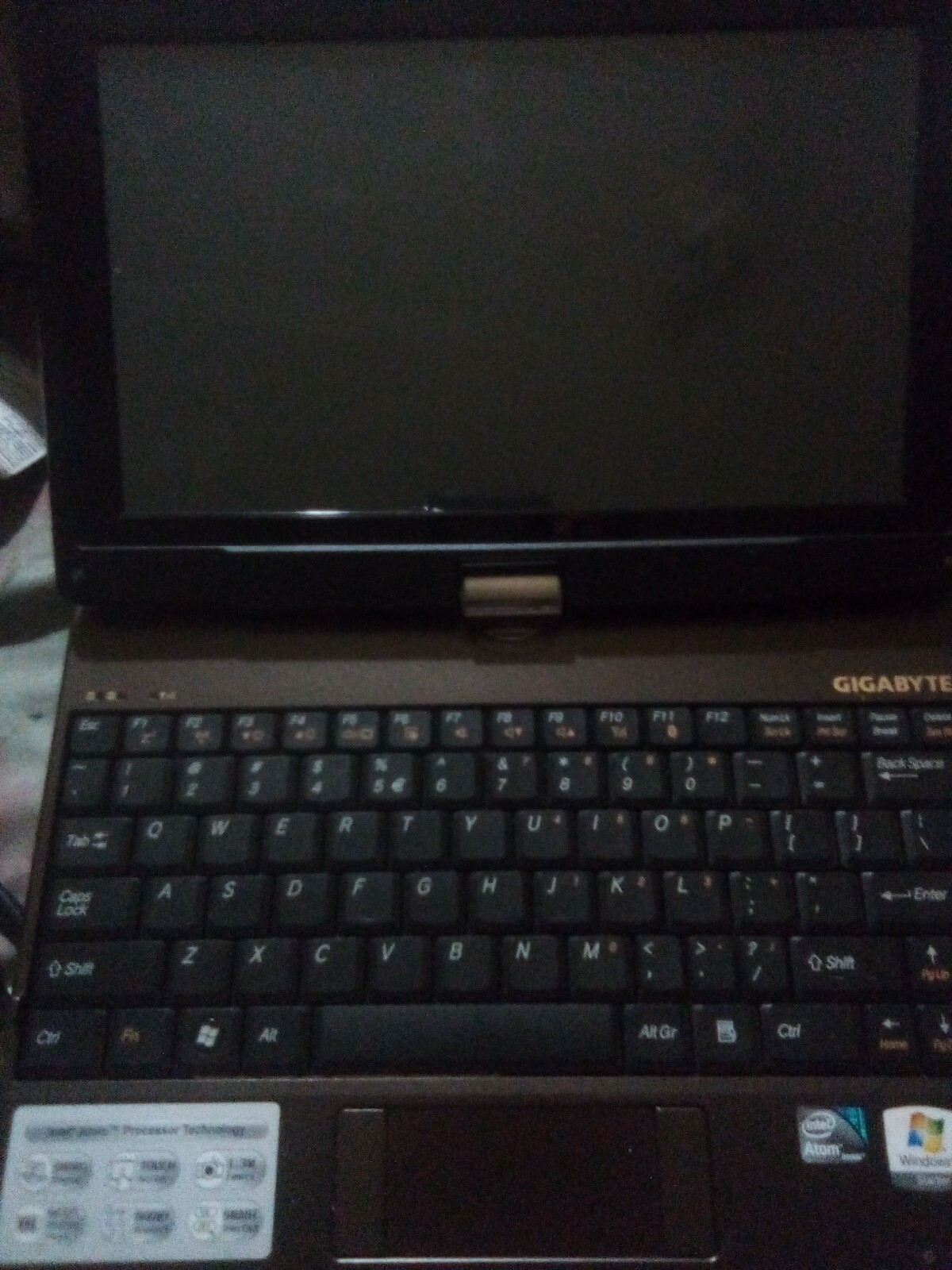 Gigabyte touch screen laptop windows 10