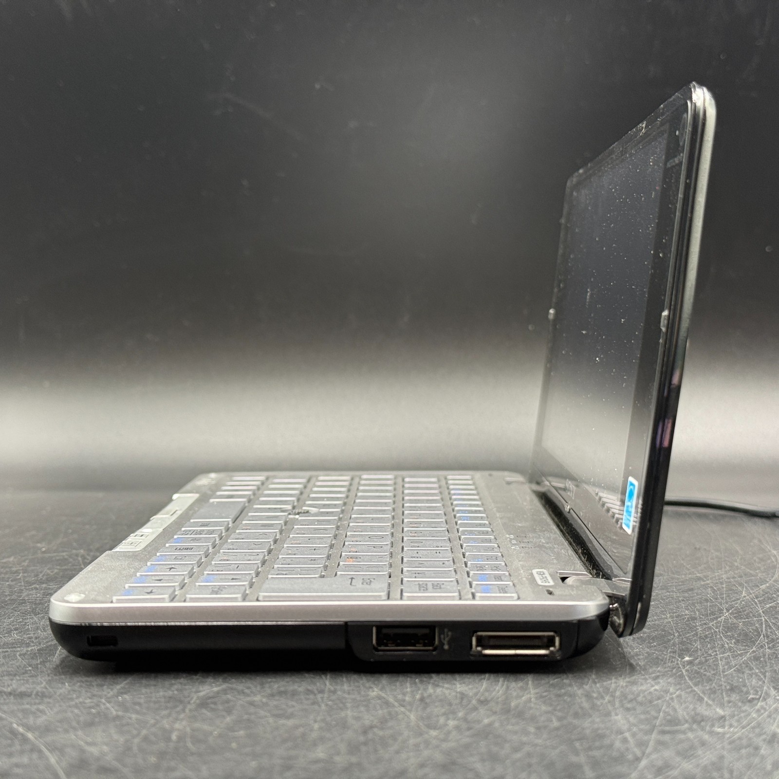 Sony VAIO VGN-P90HS RAM 2GB HDD 64GB Ultra Portable Laptop 8in Atom In Stock