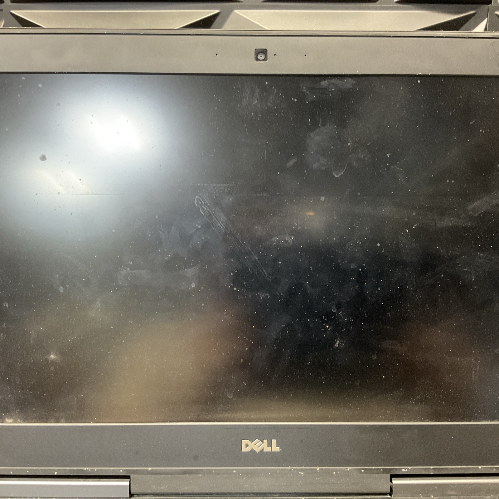 Dell Precision 7510 / i7 6th Gen / No Power / Parts Repair / O15