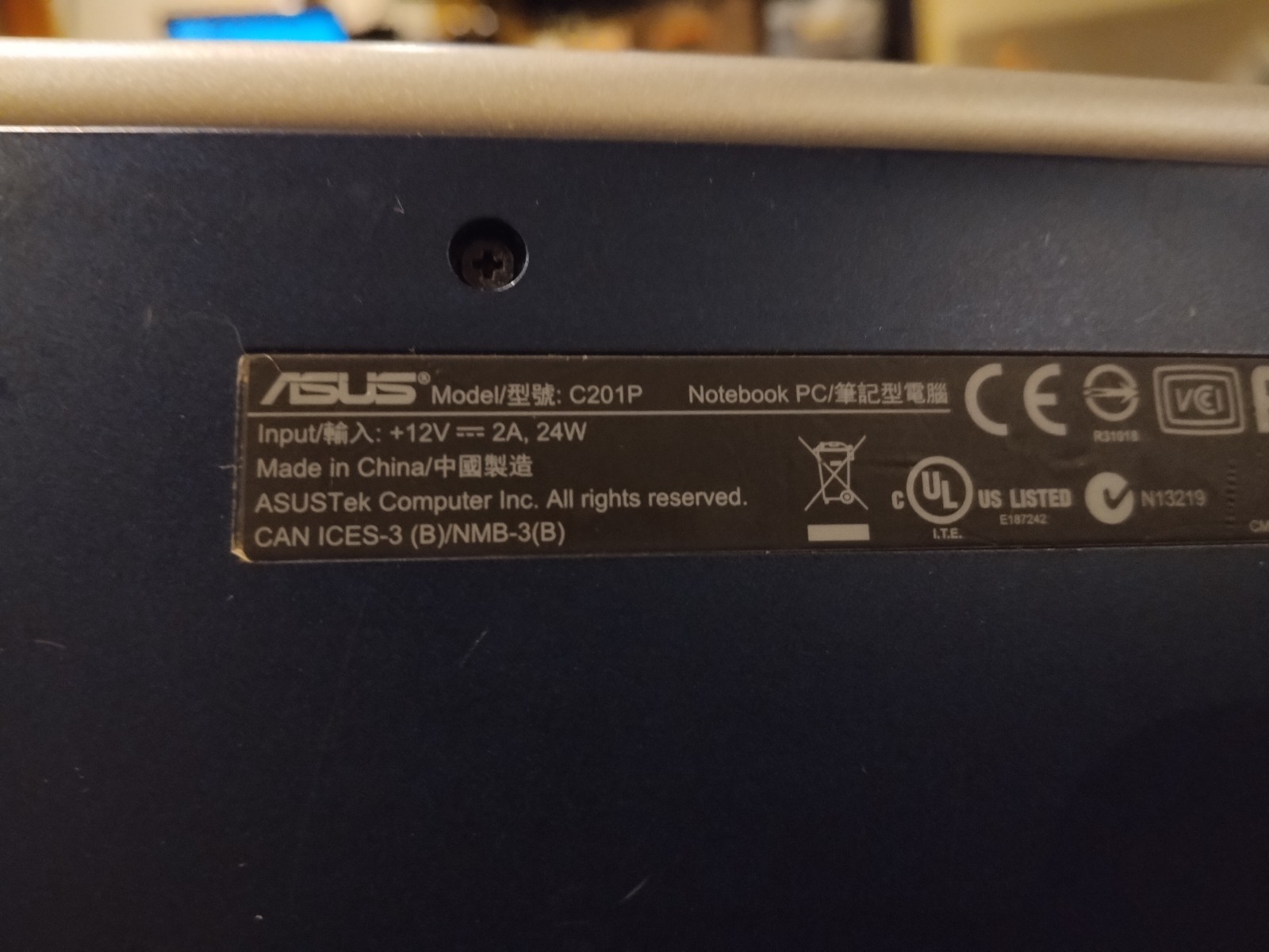  Asus C201P is a lightweight, budget-friendly 11.6-inch Chromebook running Chrom