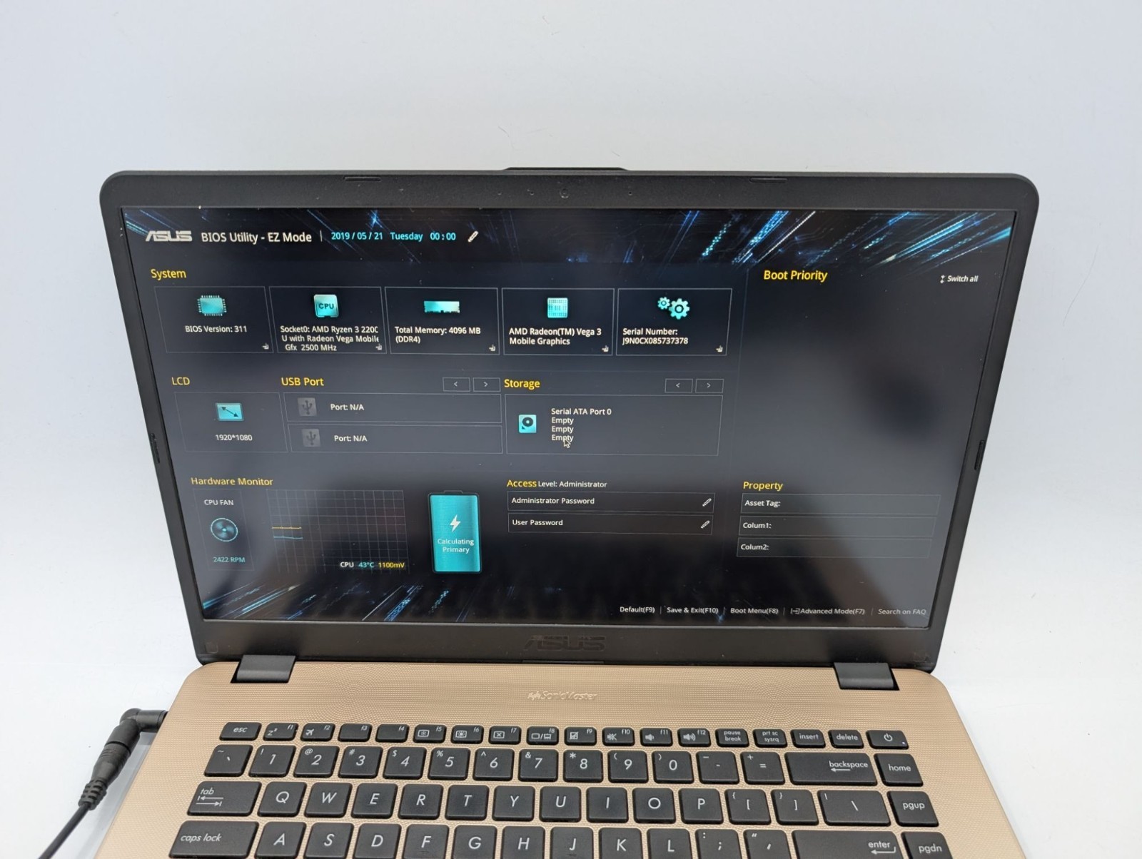 Asus F505ZA-DB31 15.6″ Screen AMD Ryzen 3 2200U 2.50 GHz 4GB RAM Gold Laptop