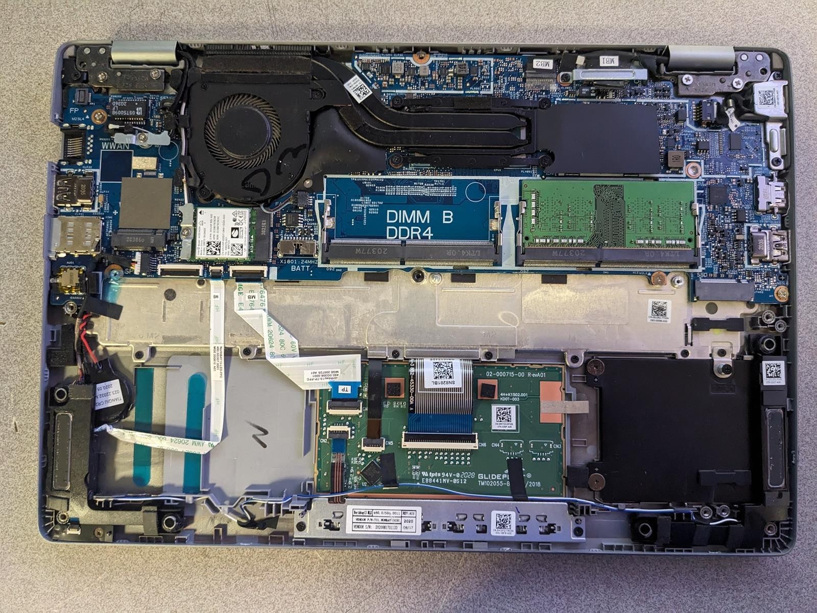 DELL LATITUDE 5310 i5-10210U @ 1.60GHz, 4GB RAM, NO HDD/OS