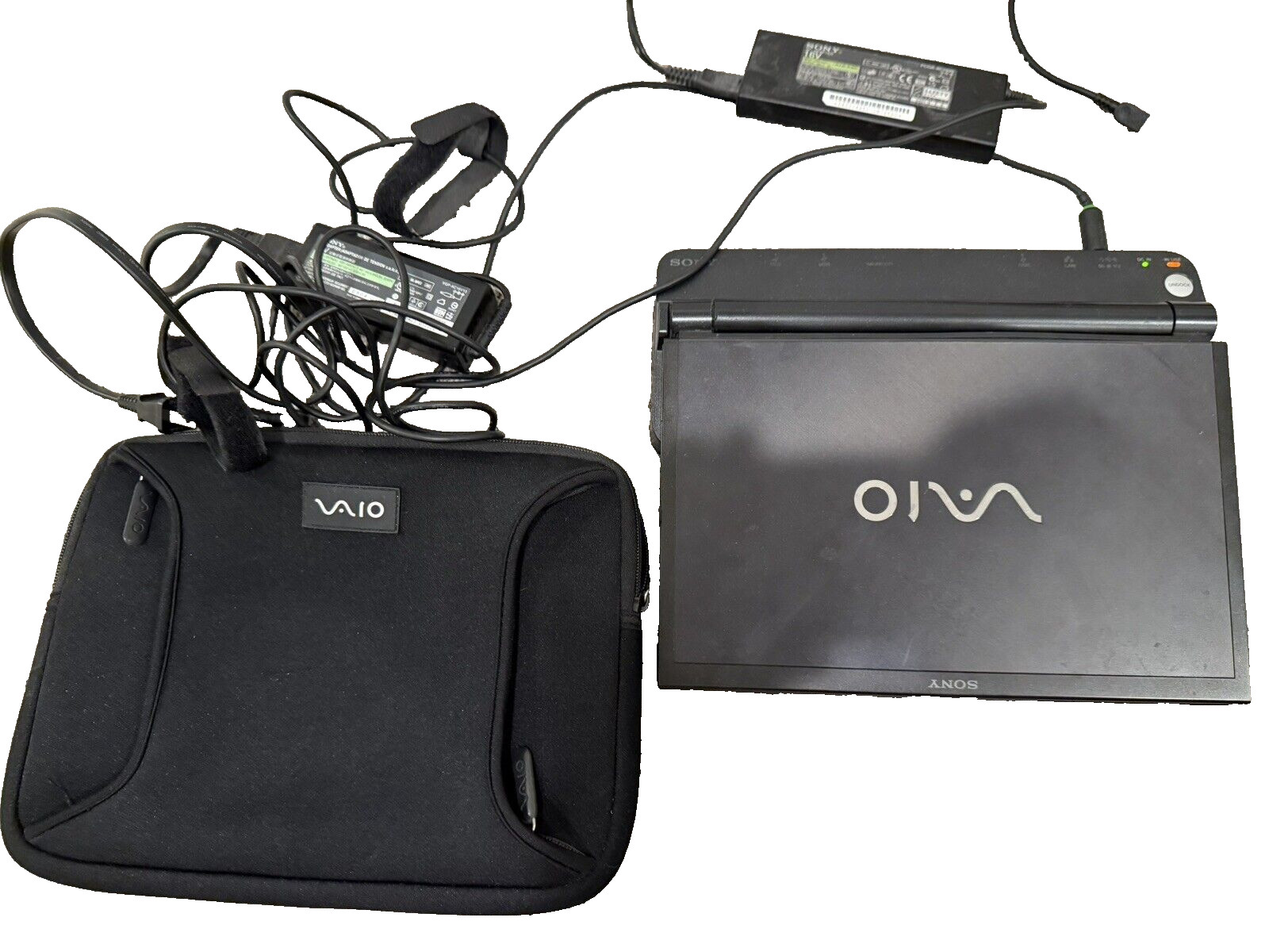 VERY RARE Sony VAIO VGN-TZ390U with docking station, 2 x power adapter & case