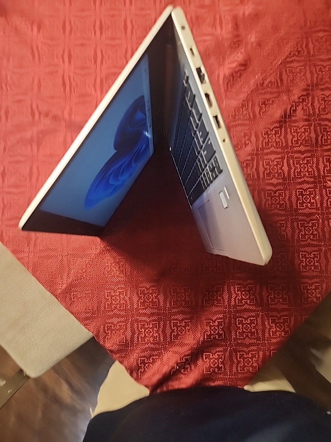 HP ProBook 430 G6 15.6″ (i5-8365U, 1.60GHz 16GB, 256GB) Win11 Pro + Charger