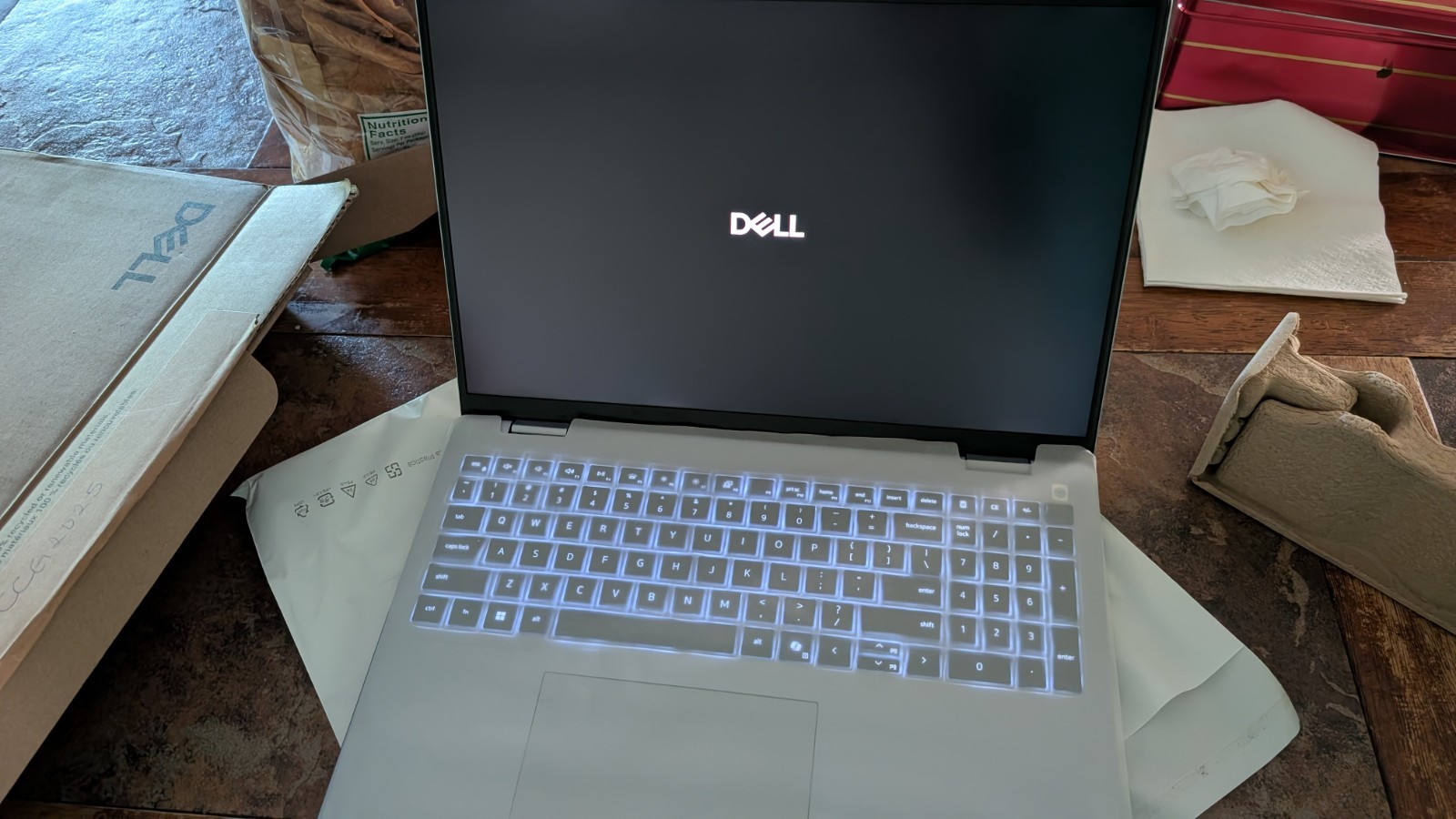 Dell 16 Pro Intel Core Ultra 7 Processor 256v W/Windows 11 Pro
