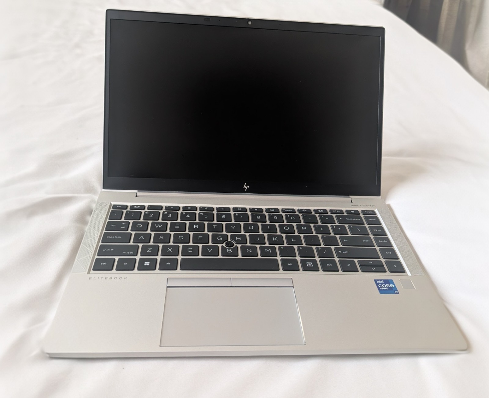 HP EliteBook 840 G8 – 14″ Business Notebook – Intel i7 – 16GB RAM – 512GB