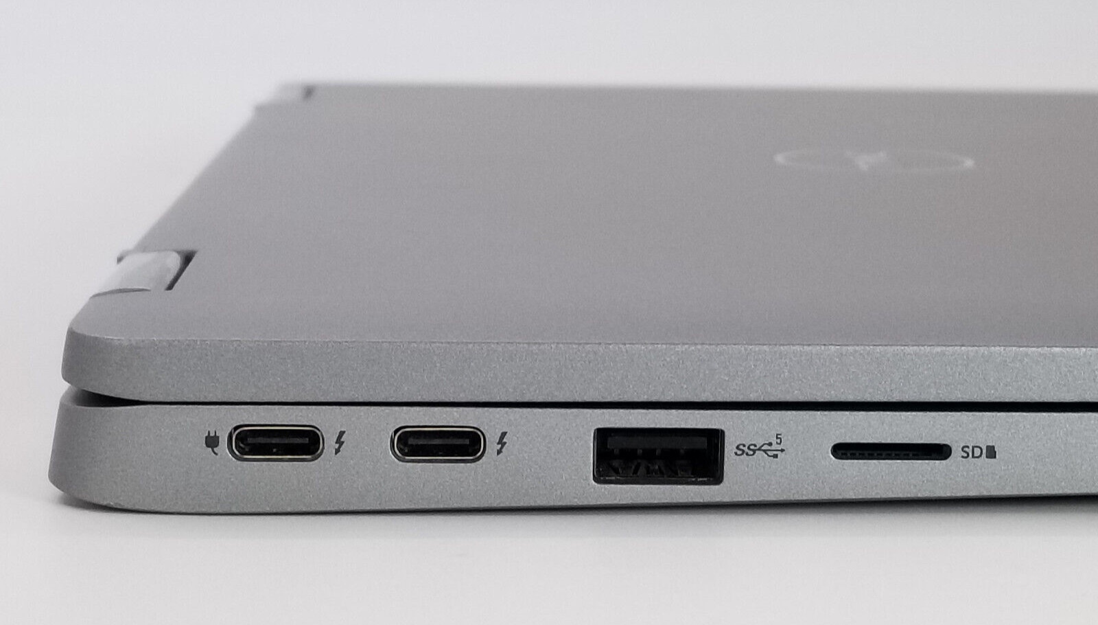 Dell Latitude 5330 Laptop PC 2 in 1 Intel Core i7-12th Gen 16GB Ram 512GB NVMe.
