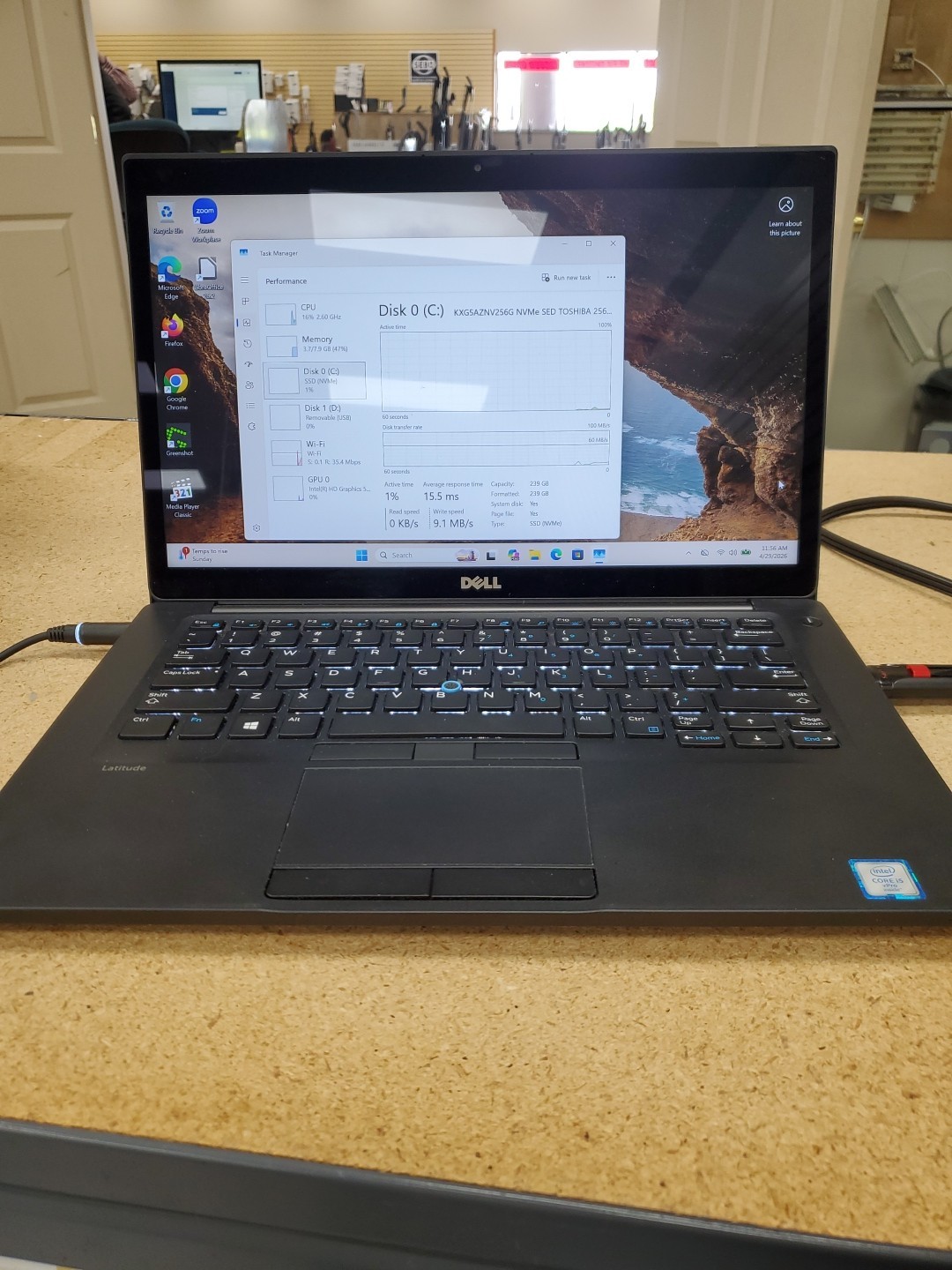 Dell Latitude 7480 14” i5-6300U 2.4GH 8GB DDR4 256GB SSD Win 11 042926-1