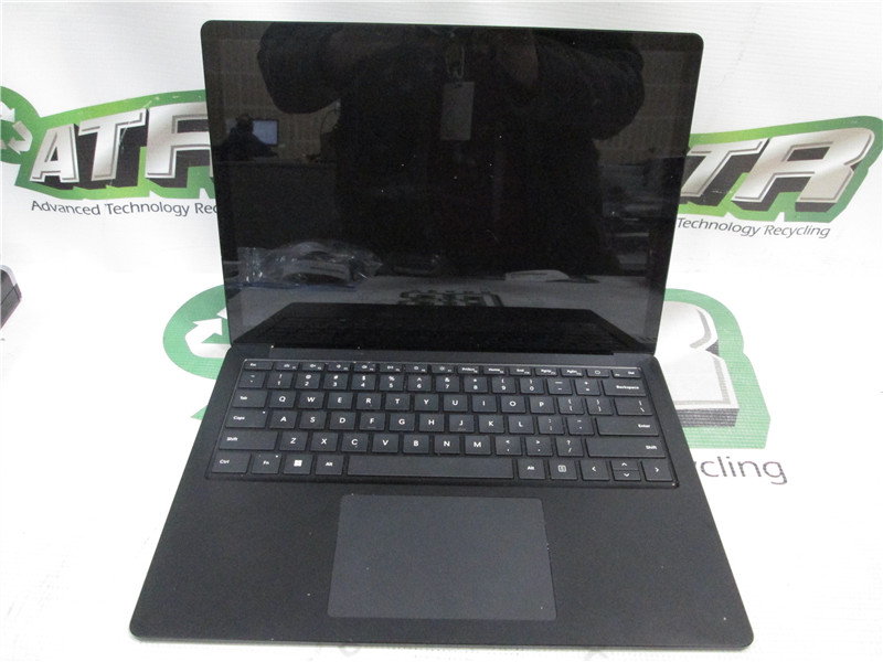 Microsoft Surface Laptop 4 1951 i7-1265U 3.60GHz 16GB RAM No HDD 13.5″