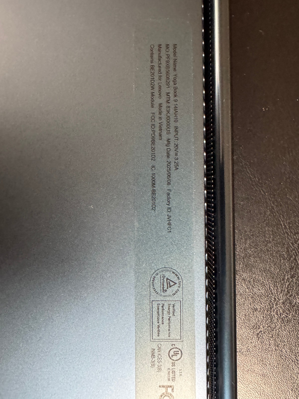 Lenovo Yoga Book 9i 14” 2.8K Dual Screen OLED Laptop Ultra 7 255H 16GB 1TB Teal