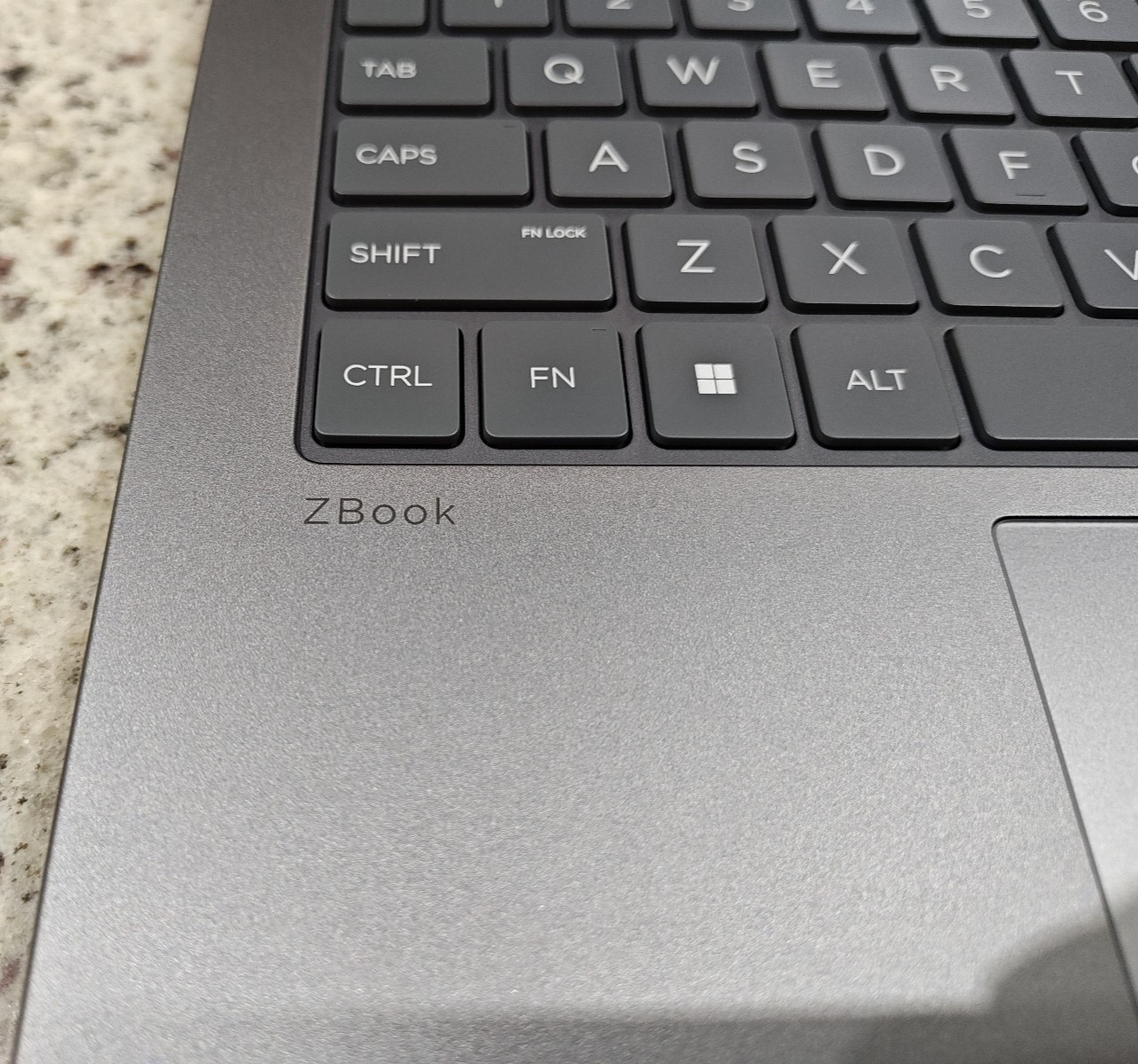 HP ZBook 8 G1i 14 (WQXGA) — Ultra 7 265H / 64GB RAM / 2TB SSD / RTX 500 Ada