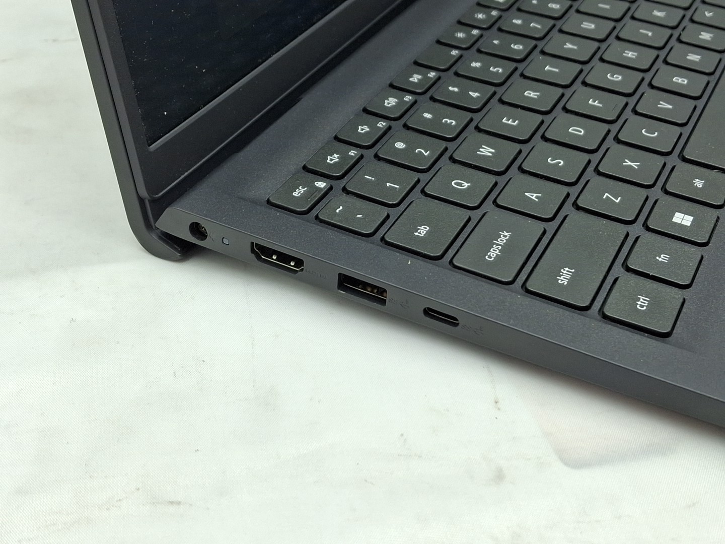 Dell Inspiron 15 3530 – i7-1355U – 256 16 15.5″ – Windows 11