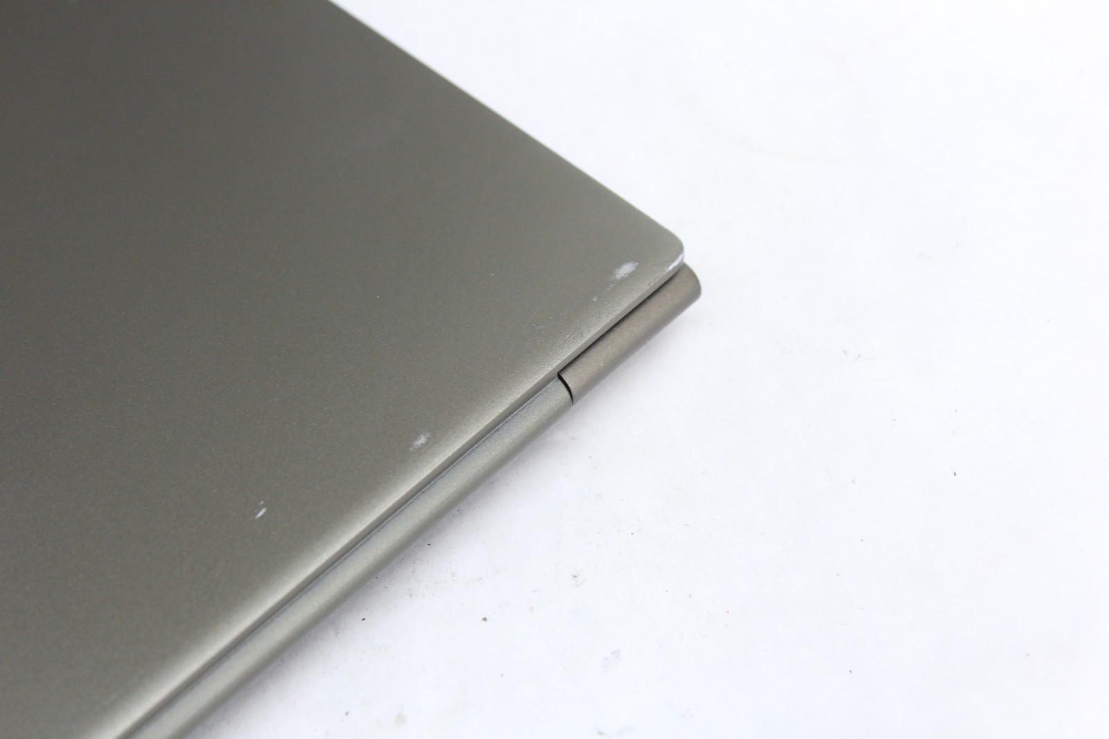 Lenovo IdeaPad Slim 7 14IIL05 | No POST, Bad Bat, No SSD | i7 10th Gen AS-IS