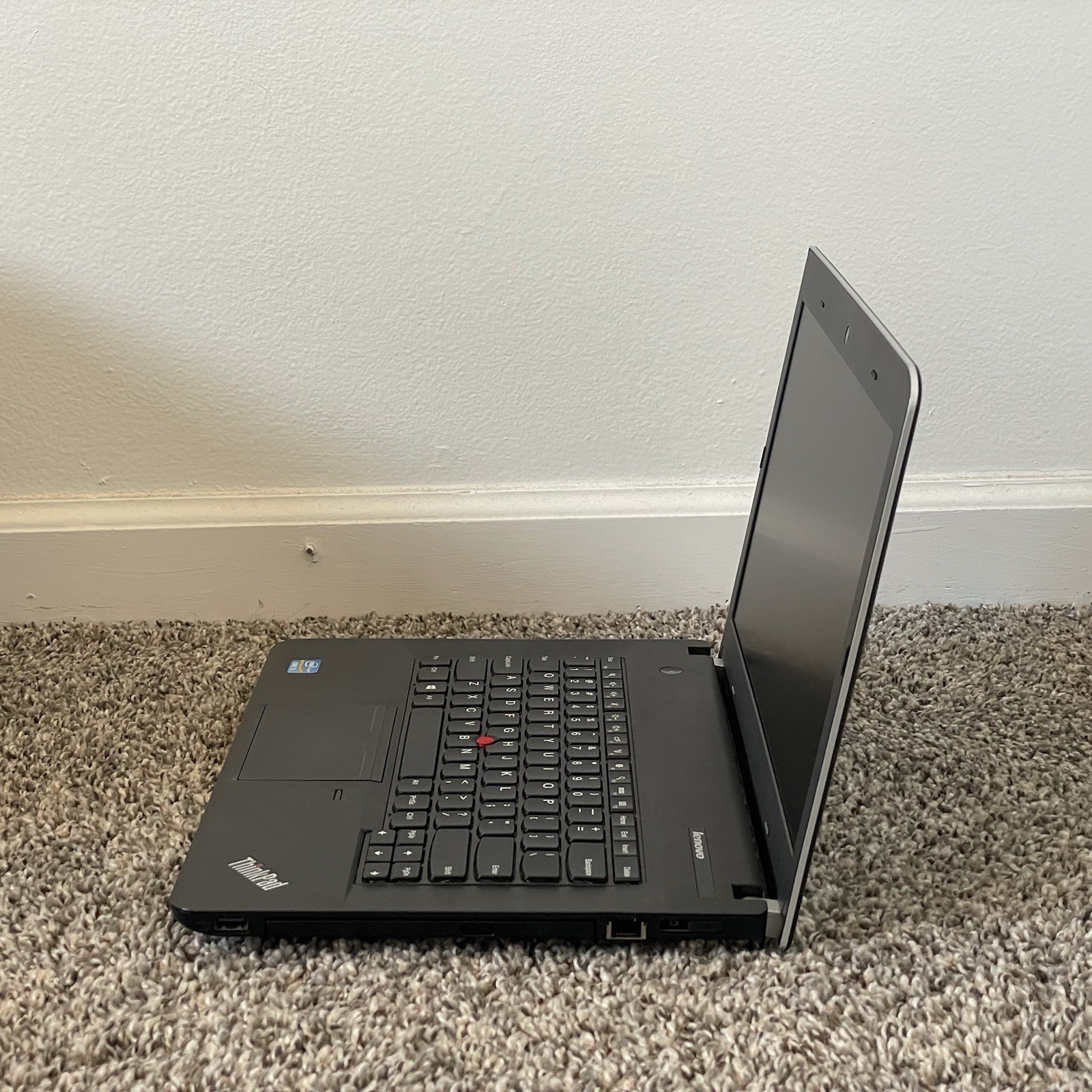 Lenovo ThinkPad Edge E431 Core I5-3230M 2.6 GHz 8GB RAM 256GB SSD Win 10 Pro