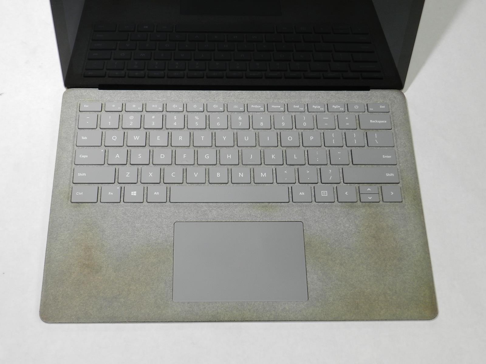 MICROSOFT SURFACE LAPTOP 2 | i5-8350U | 128GB SSD | 8GB | BH: 80% | w/ Dock 1