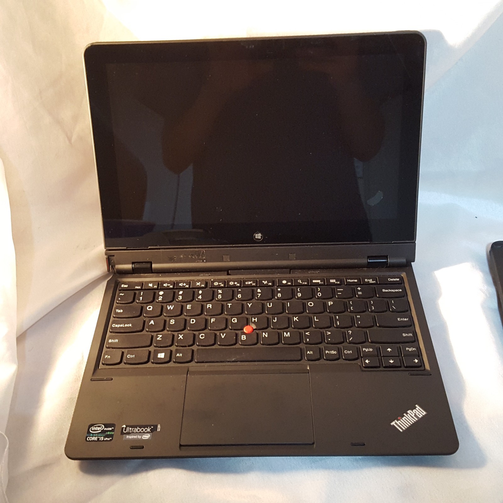 LENOVO THINKPAD HELIX 11″ I5-3427U – 4GB RAM – 119 SSD – READ DESC (LOT OF 2)