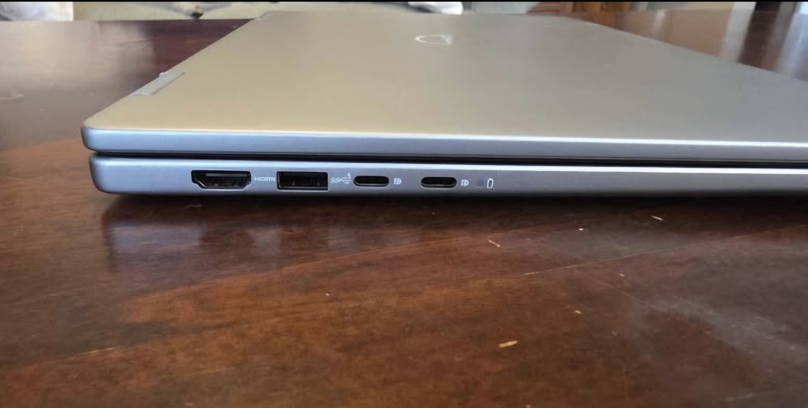 Dell Inspiron 14 7400 2 in 1, Touch screen, Core I7 150U, 1TB SSD, 16 GB RAM2025