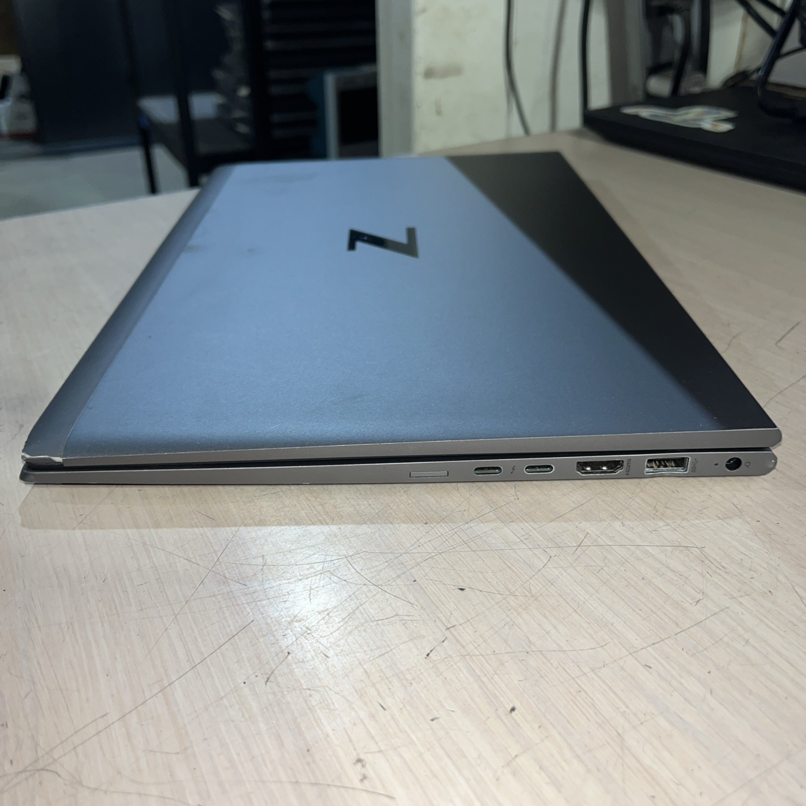 HP ZBOOK FIREFLY G7 INTEL CORE I7-10510U 1.80GHZ 16GB RAM NO HD