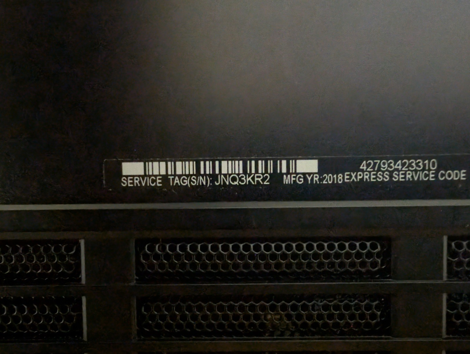 Alienware 17 R5 i7-8750HQ 2.2GHz 32GB RAM 256GB SSD Nvidia GeForce GTX 1070