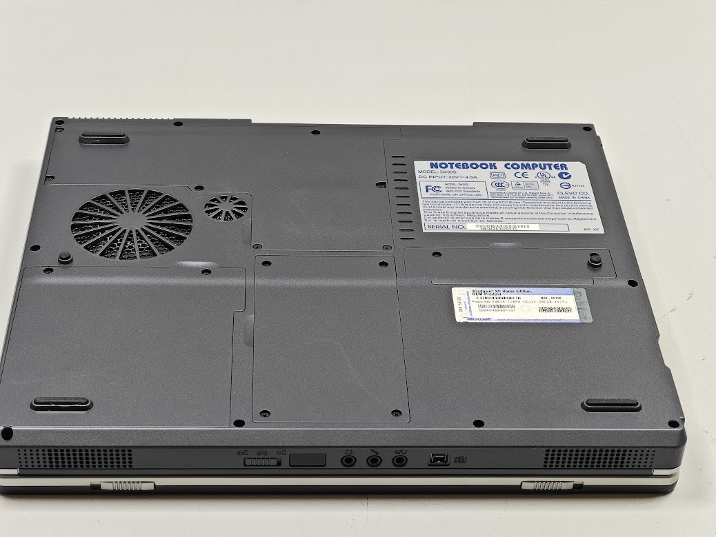 Clevo D430S Laptop – Not Working For Parts
