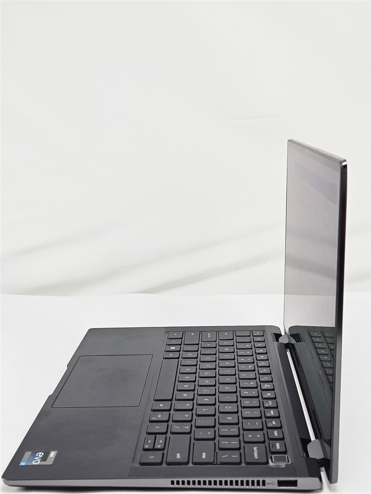 Dell Latitude 9430 2-in-1 Intel Core i7-1265U 16GB 256GB SSD 14″ Touch