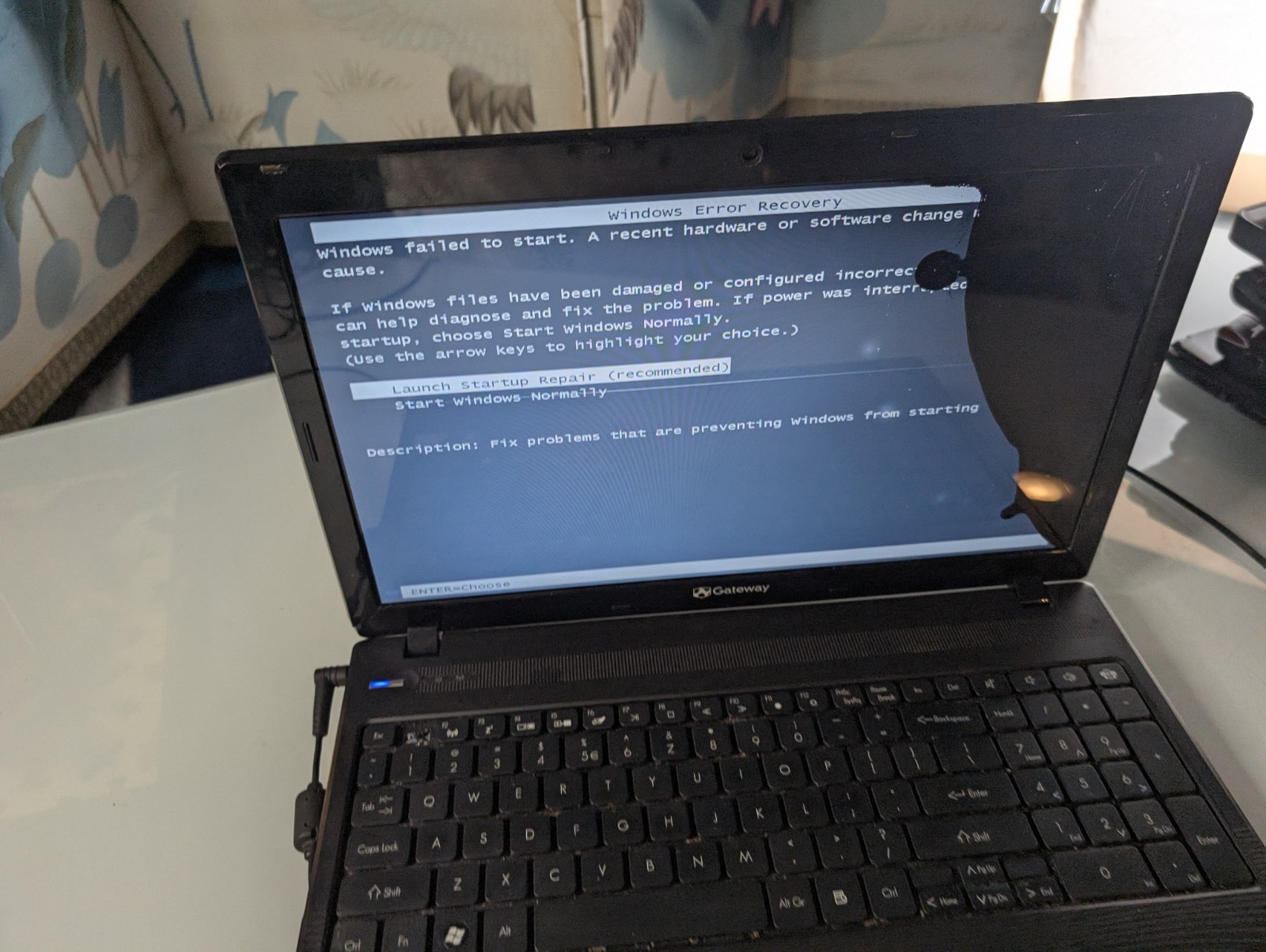 ​Gateway NV55C03u Laptop Black BROKEN SCREEN No Charger AS-IS For Parts