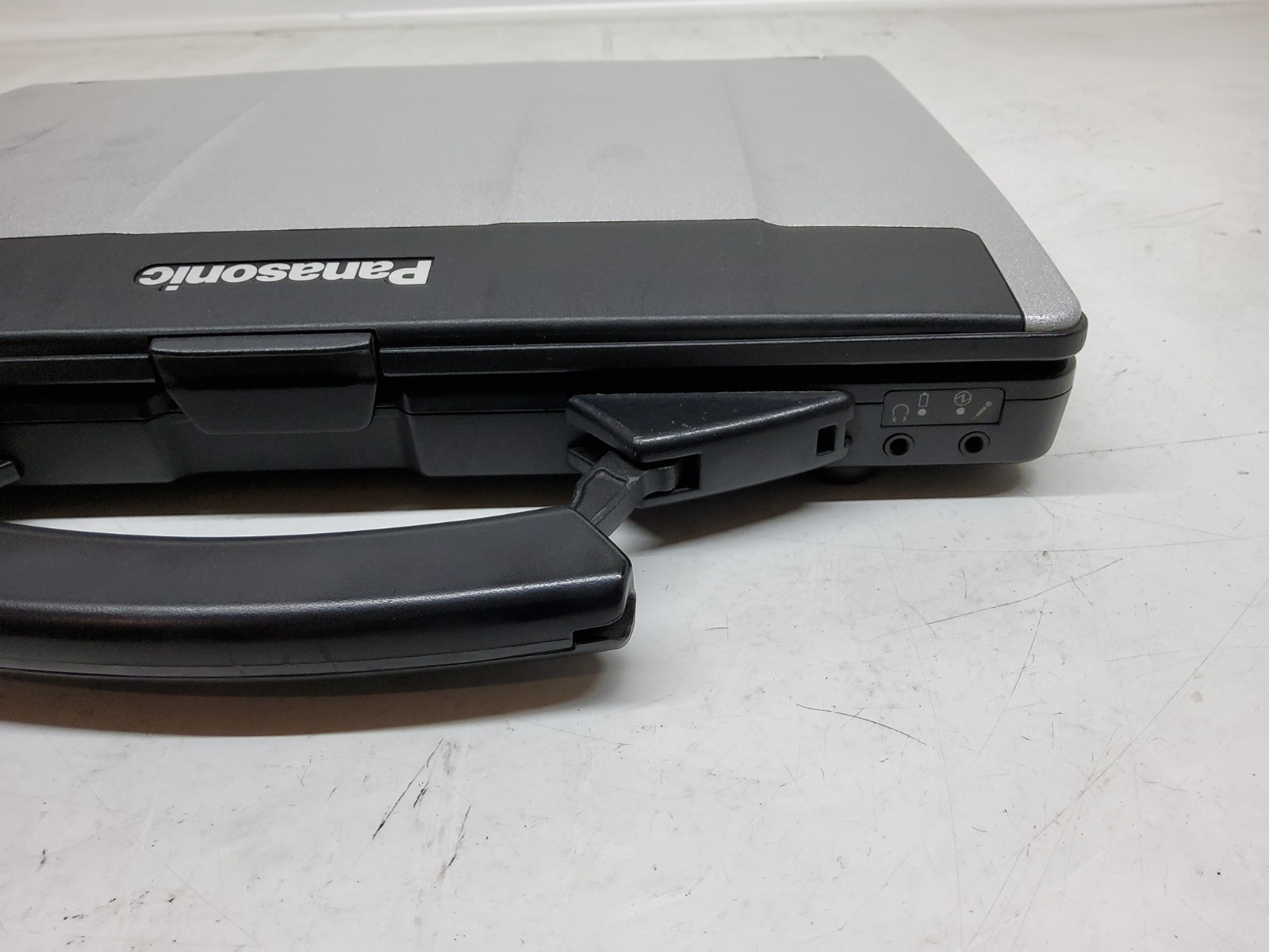 Panasonic ToughBook CF-53 14″ 4GB RAM NO OS NO HDD CPU Options