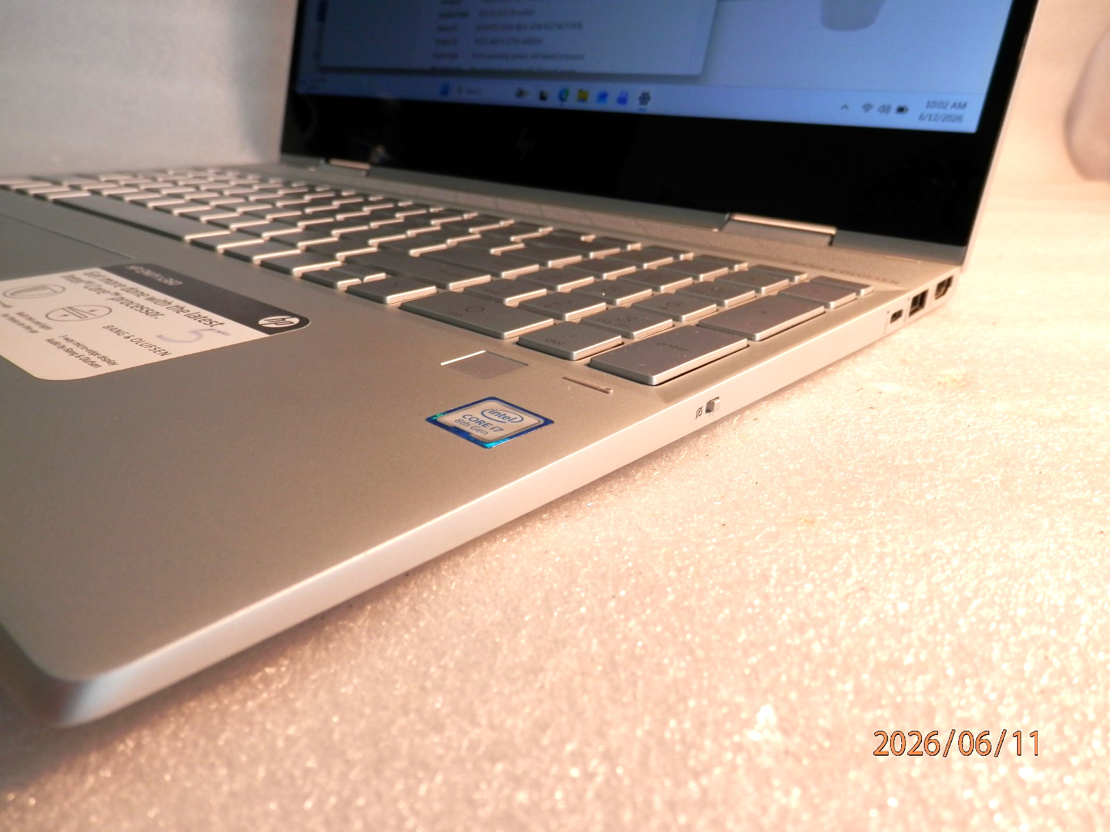 HP ENVY x360 15m-dr0012dx , Intel Core i7-8565U,512GB SSD 16GB RAM A/C Charger*